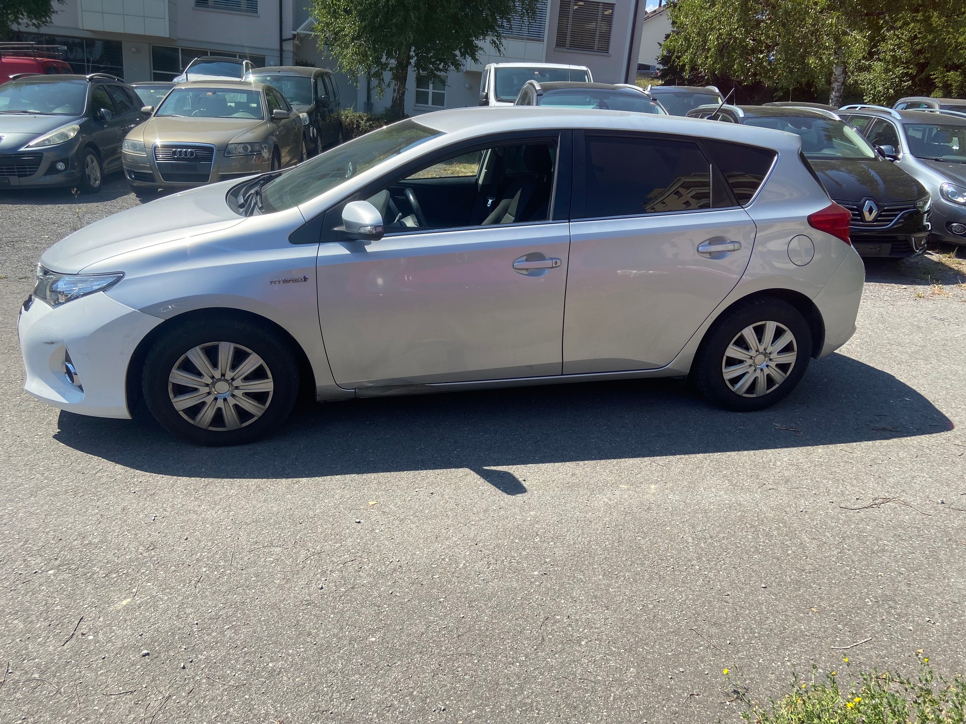 TOYOTA Auris 1.8 16V HSD Linea Sol-image-7