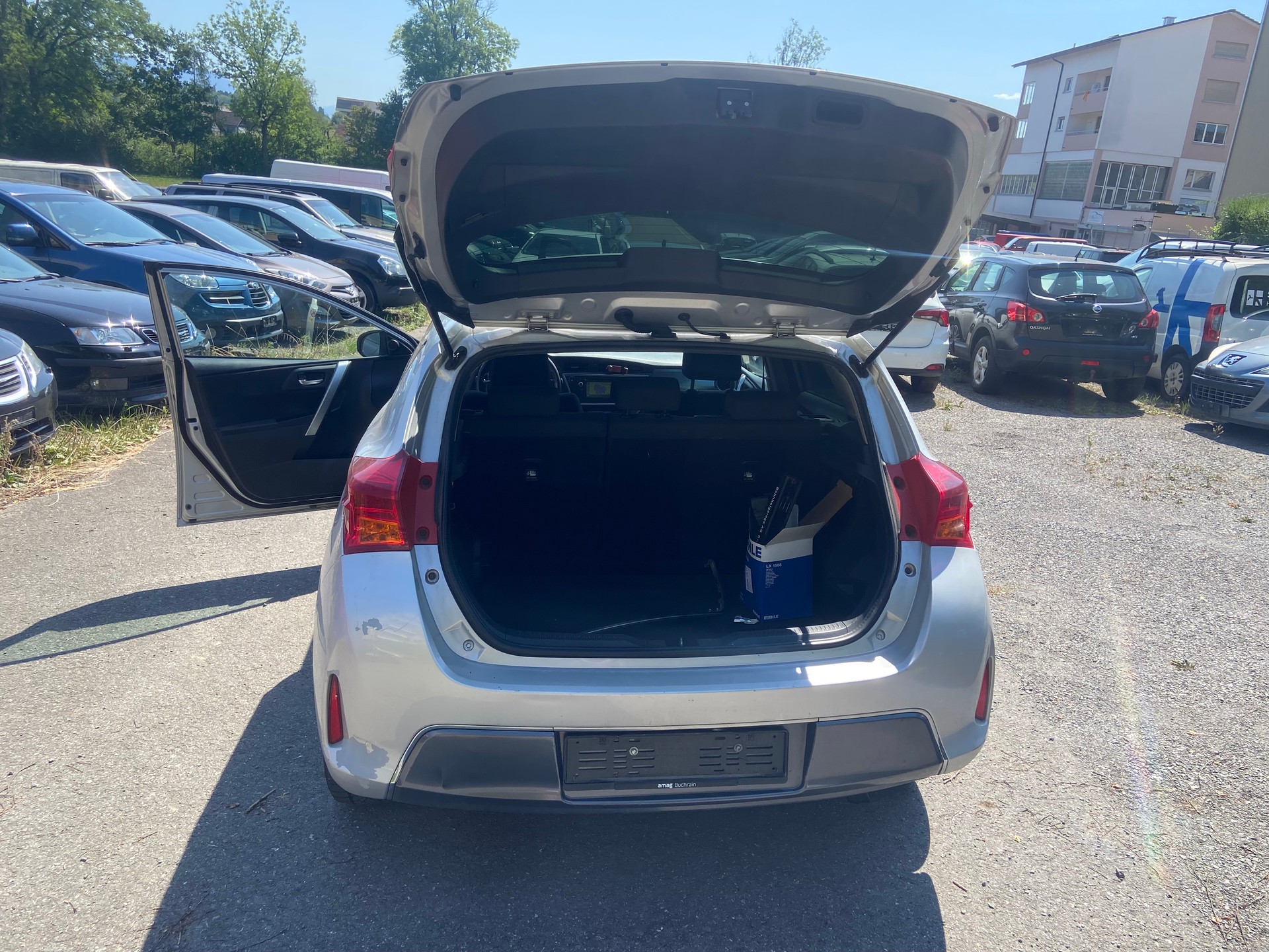 TOYOTA Auris 1.8 16V HSD Linea Sol-image-8