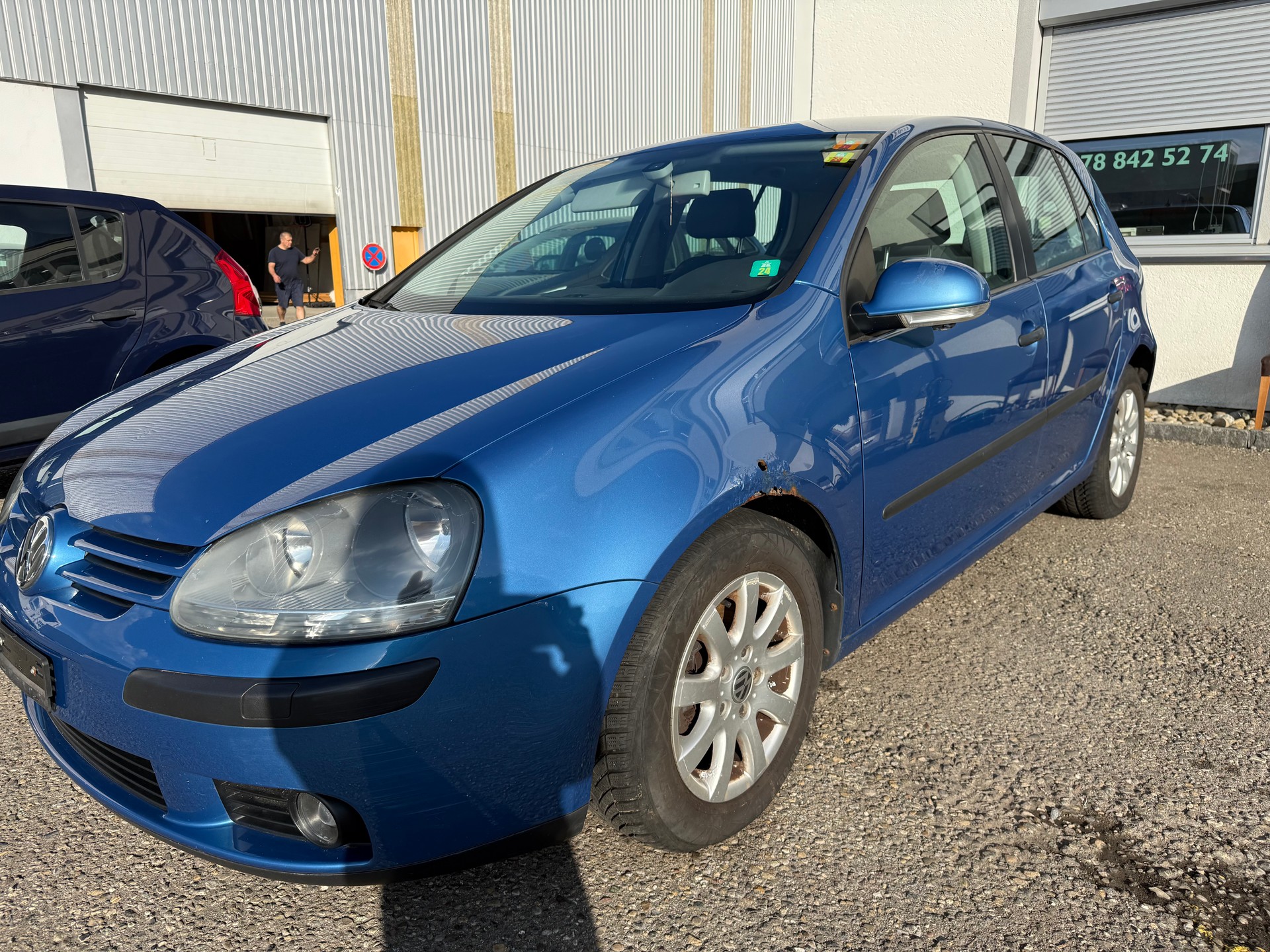 VW Golf 1.6 FSI Comfortline-image-2