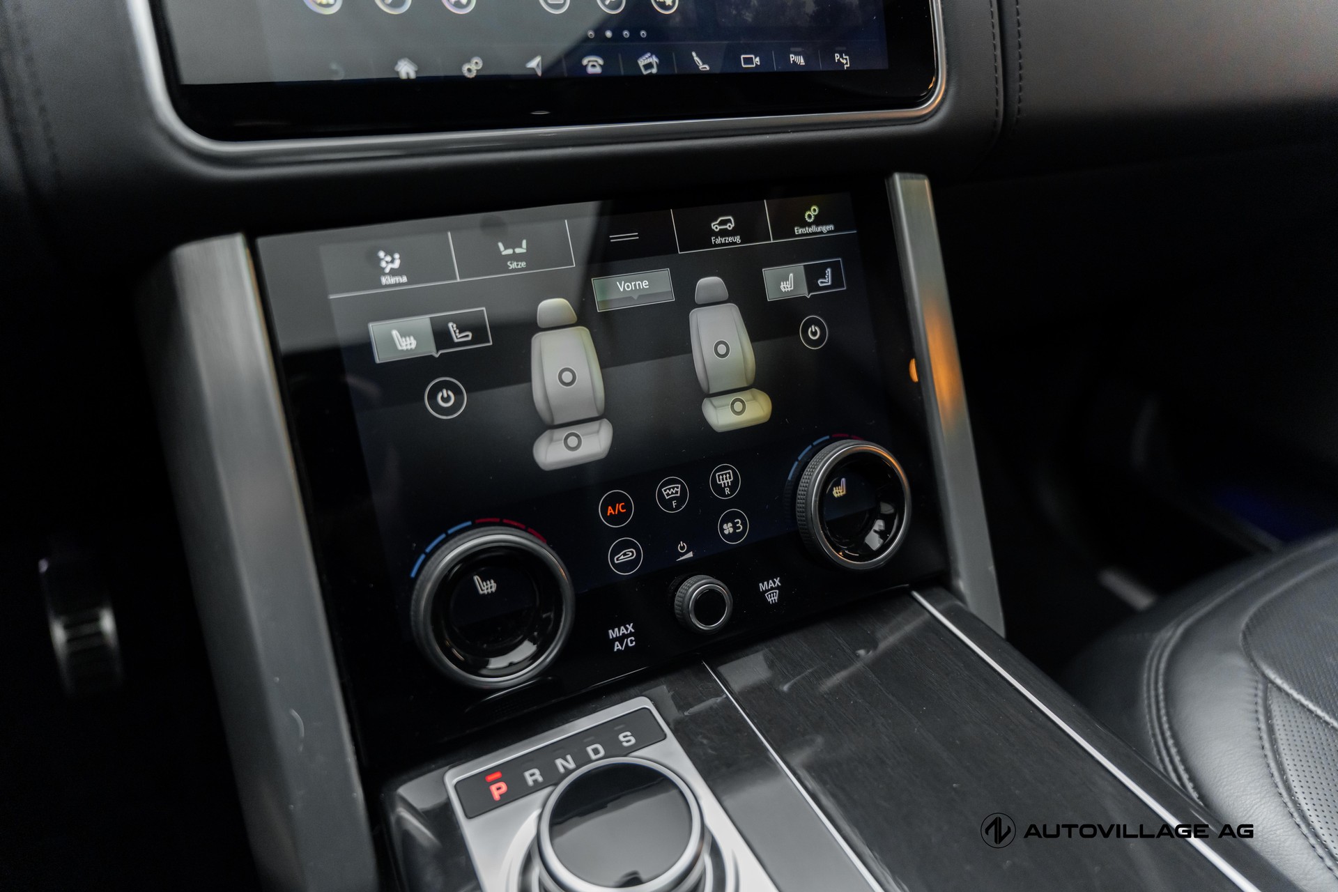 LAND ROVER Range Rover 3.0 SDV6 Autobiography Automatic-image-15