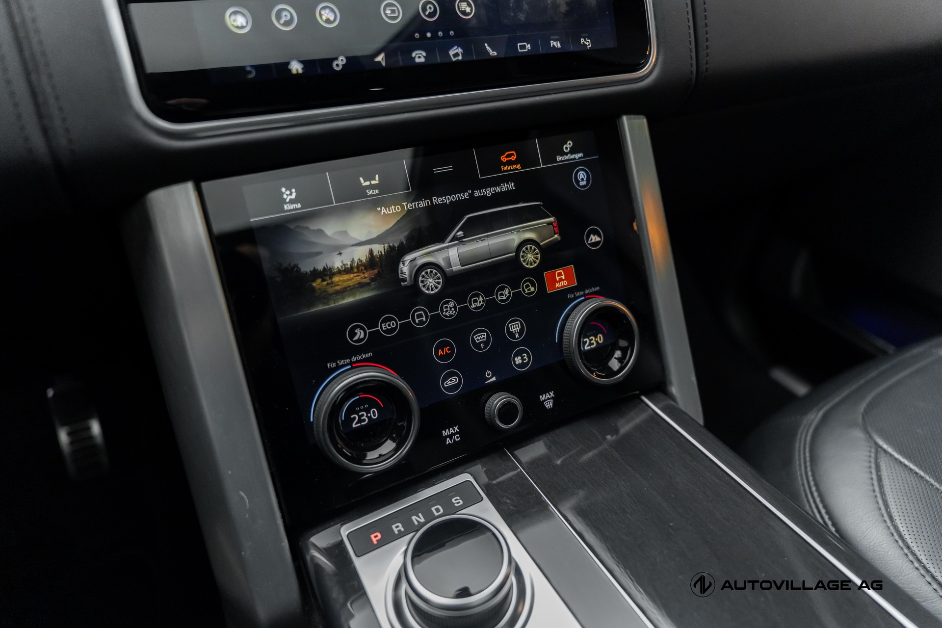 LAND ROVER Range Rover 3.0 SDV6 Autobiography Automatic-image-14