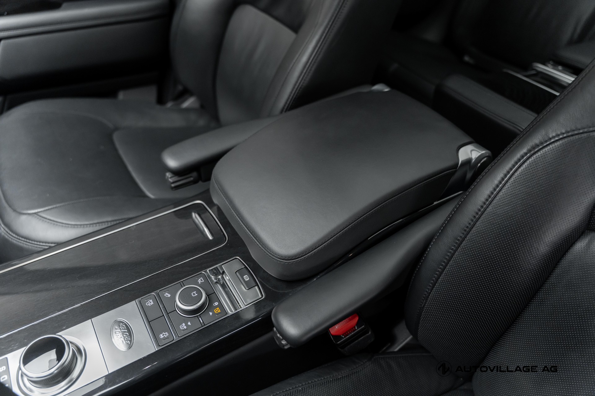 LAND ROVER Range Rover 3.0 SDV6 Autobiography Automatic-image-17