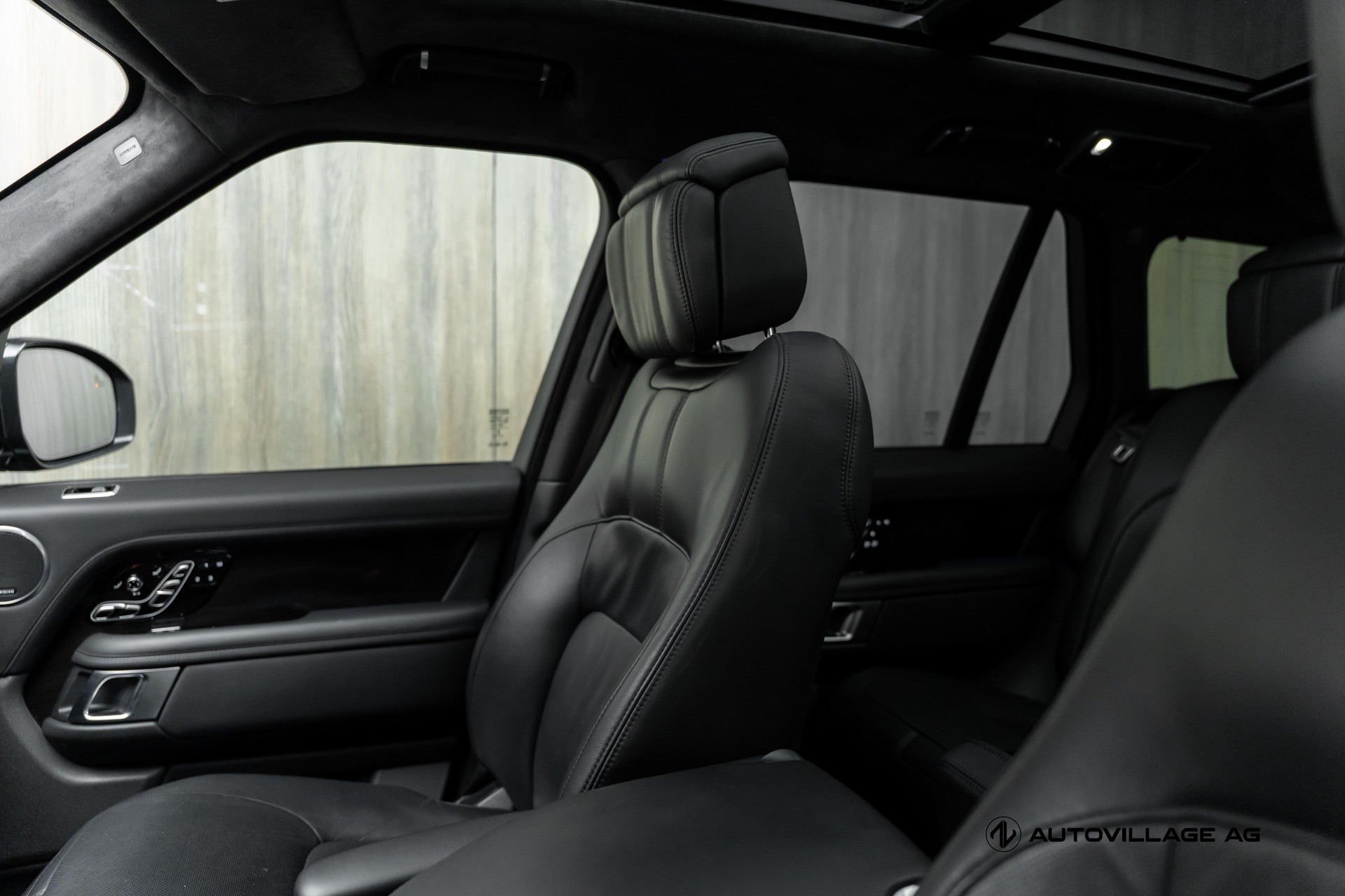 LAND ROVER Range Rover 3.0 SDV6 Autobiography Automatic-image-6