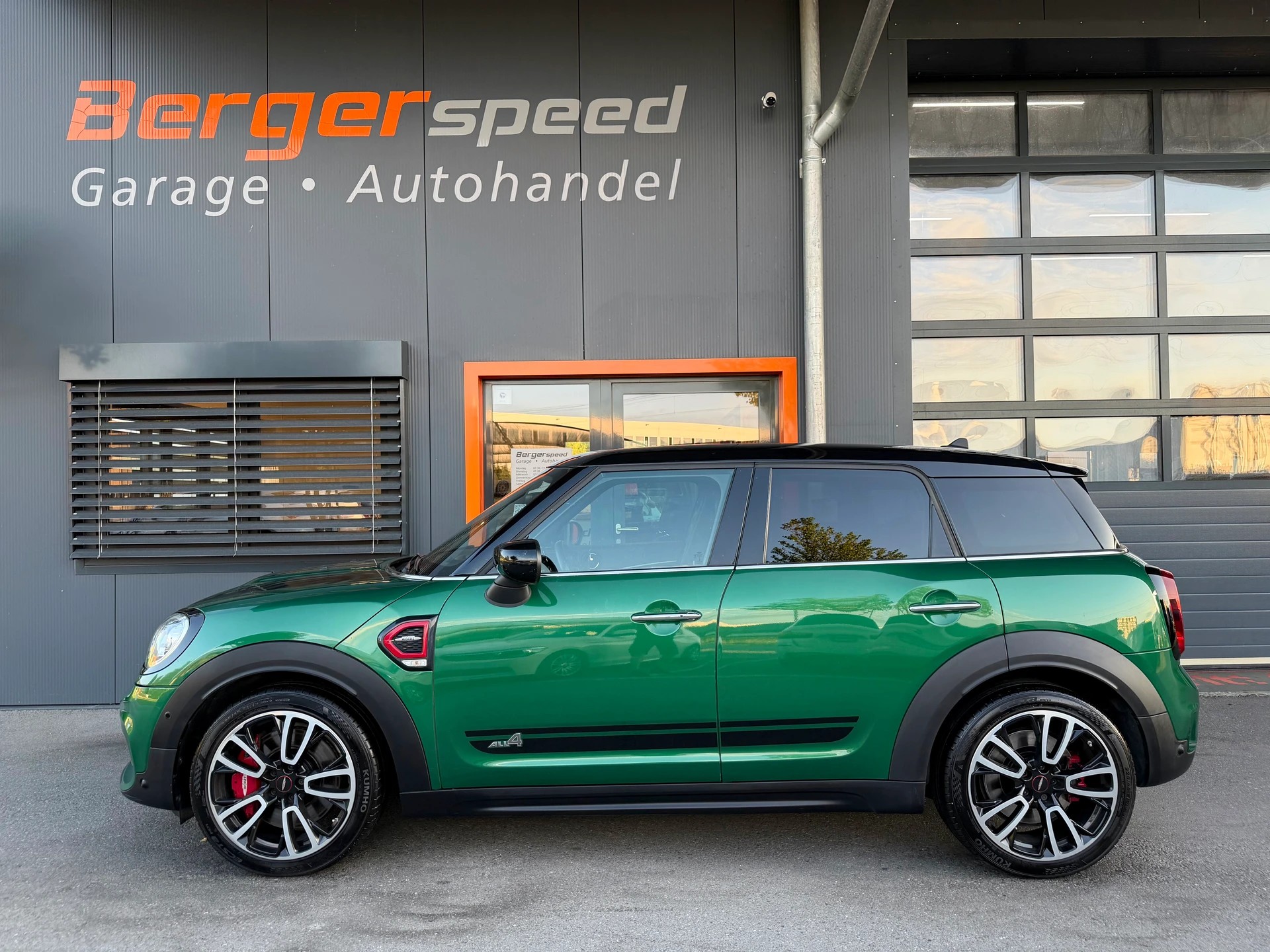 MINI Countryman John Cooper Works ALL4 Steptronic-image-1