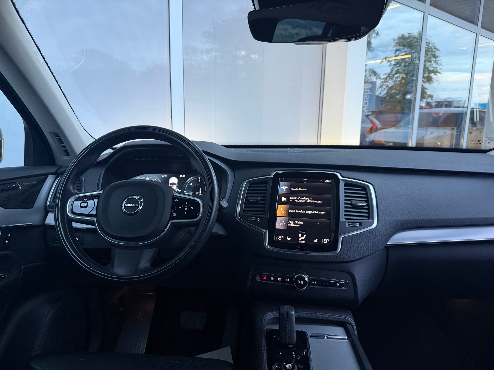 VOLVO XC90 B5 Diesel Mild Hybrid AWD Momentum Geartronic-image-6