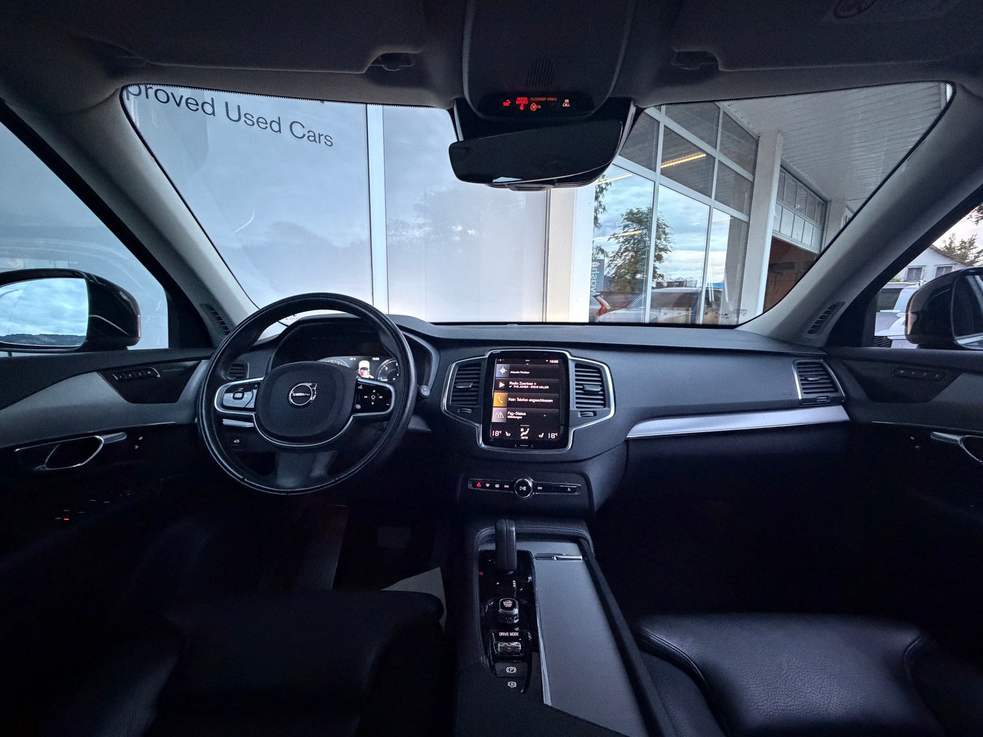 VOLVO XC90 B5 Diesel Mild Hybrid AWD Momentum Geartronic-image-7