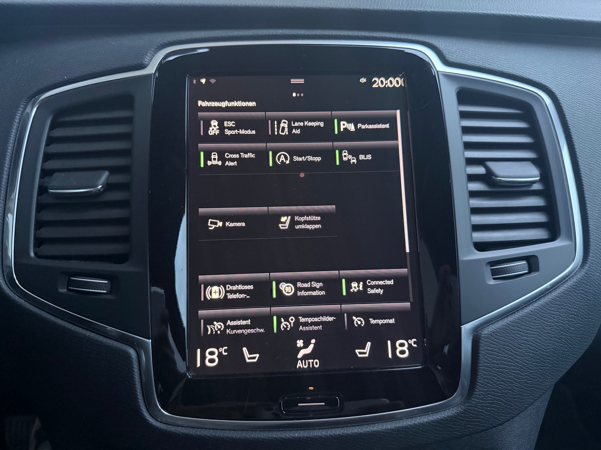 VOLVO XC90 B5 Diesel Mild Hybrid AWD Momentum Geartronic-image-14