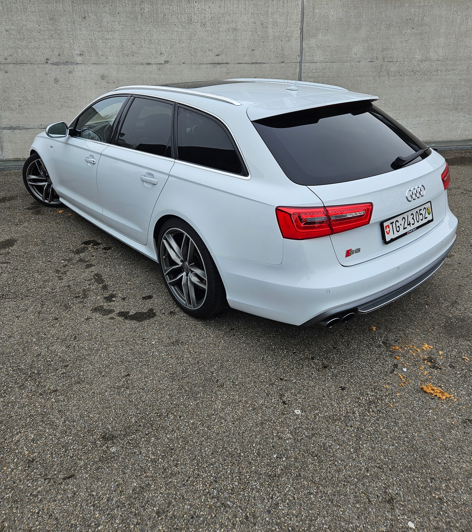 AUDI AUDI S6 Avant 4.0 TFSI V8 quattro S-tronic-image-14