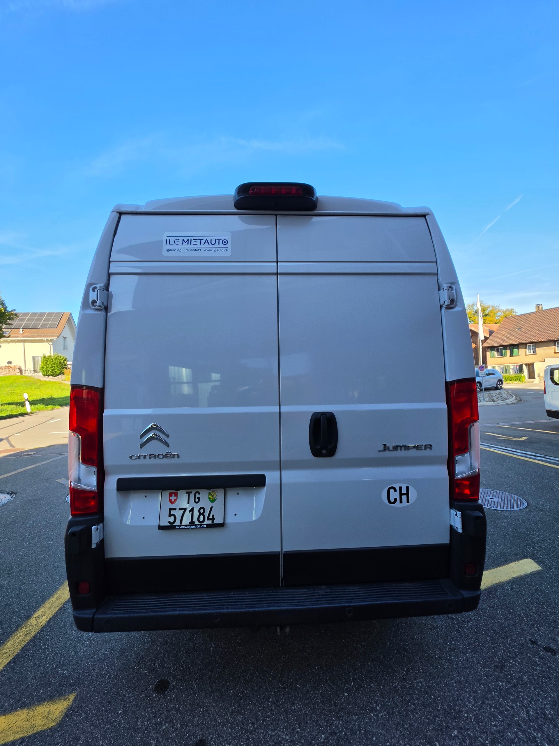 CITROEN Jumper 35 2.2 BlueHDi 140 Control L2H2-image-3