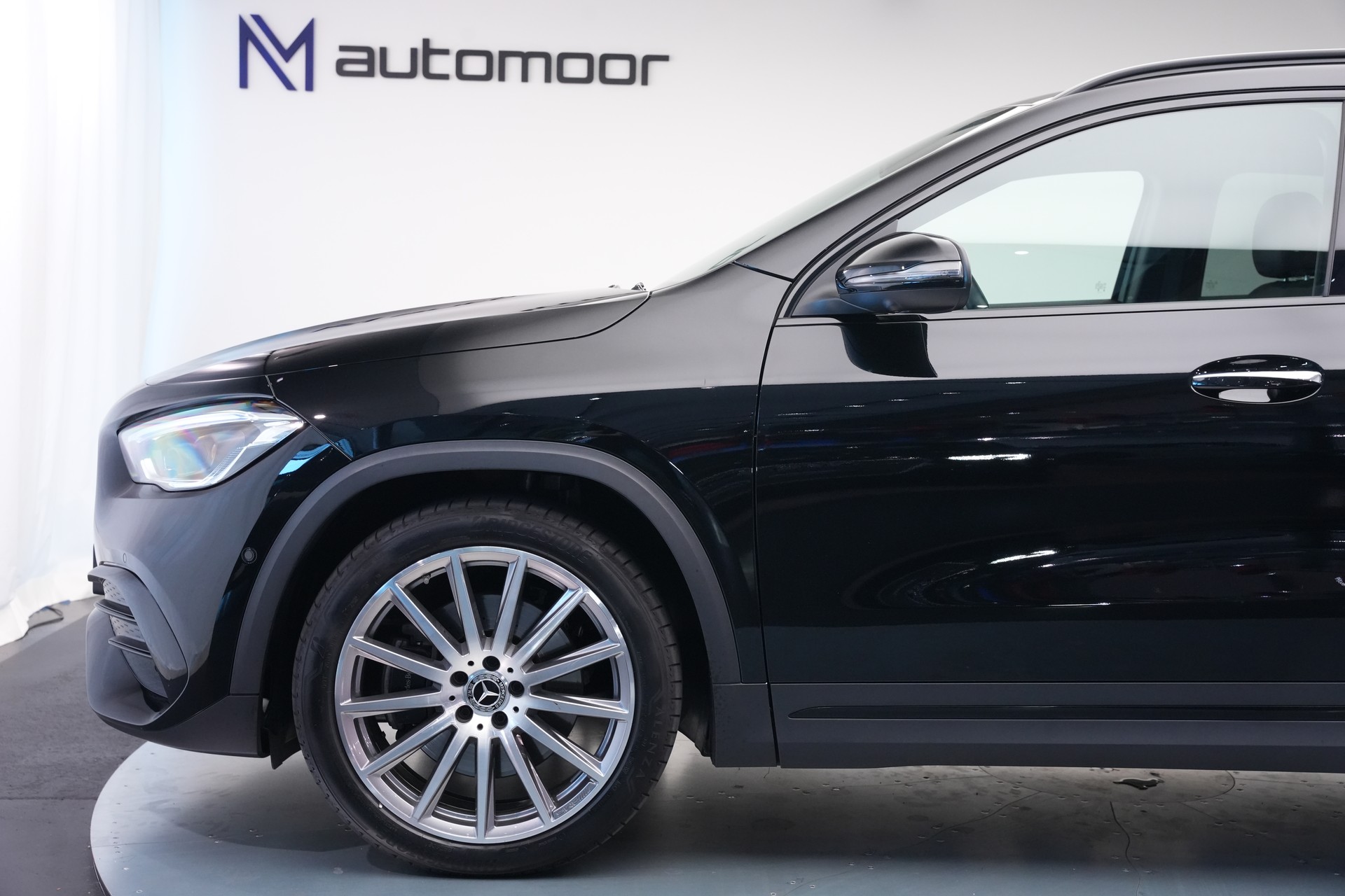MERCEDES-BENZ GLA 220d 4Matic AMG Line 8G-DCT *AHK* *Panorama*-image-42