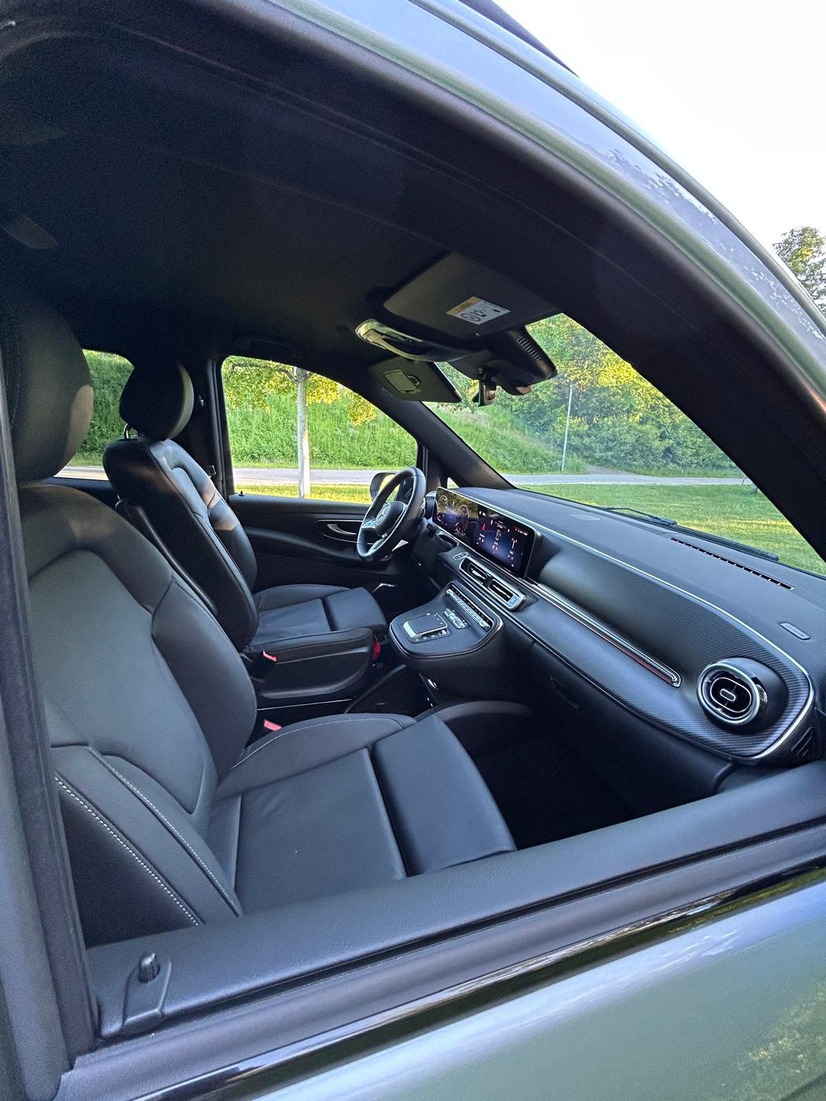 MERCEDES-BENZ d AMG 4Matic Avantgarde 7Sitze elekt. Schiebetüren AHK-image-14
