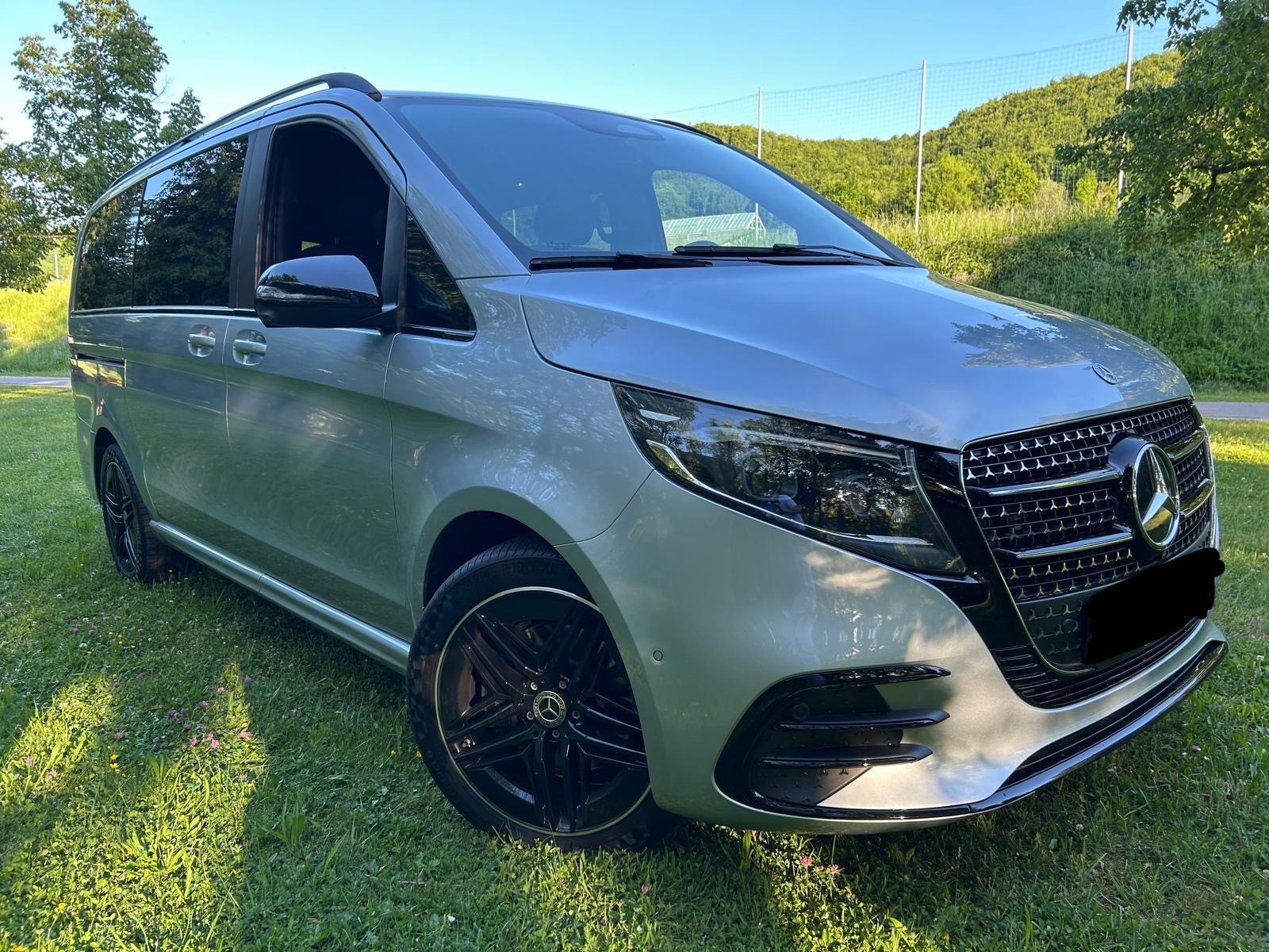 MERCEDES-BENZ d AMG 4Matic Avantgarde 7Sitze elekt. Schiebetüren AHK