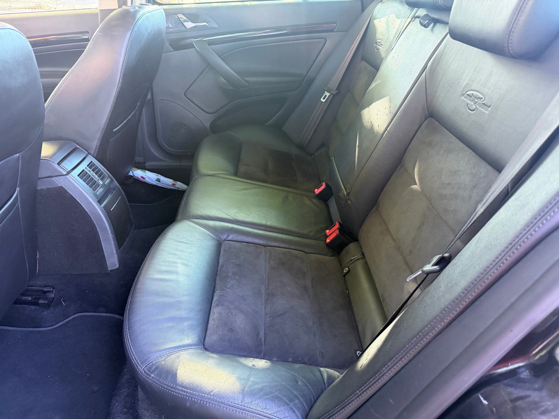 SKODA Octavia Combi 1.8 TSI Laurin & Klement 4x4-image-8