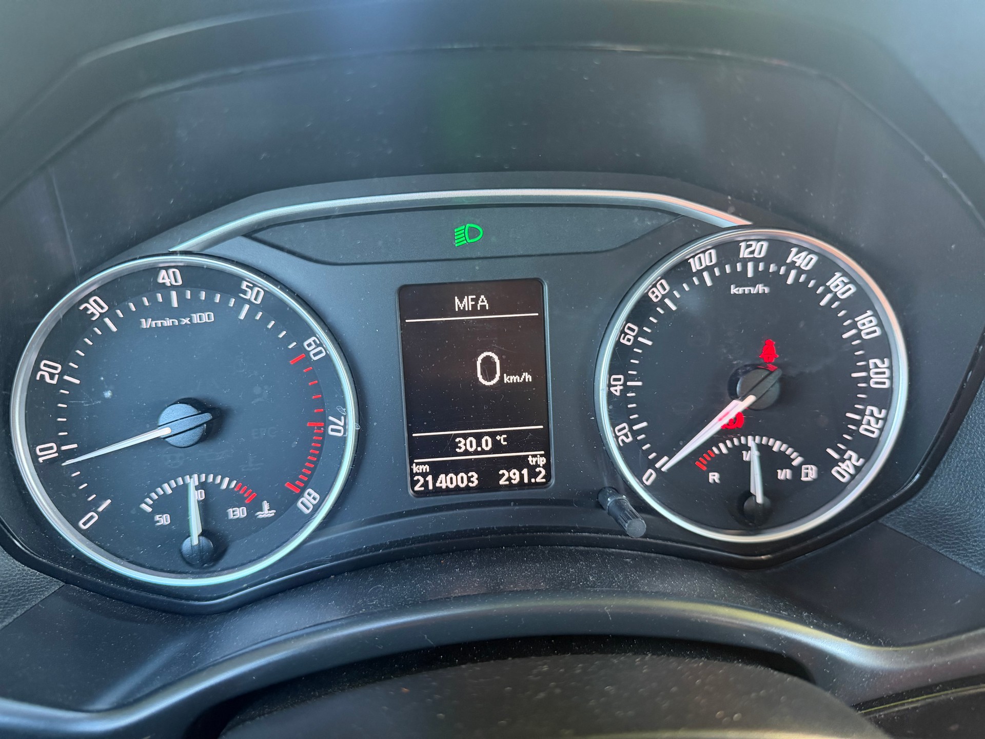 SKODA Octavia Combi 1.8 TSI Laurin & Klement 4x4-image-12