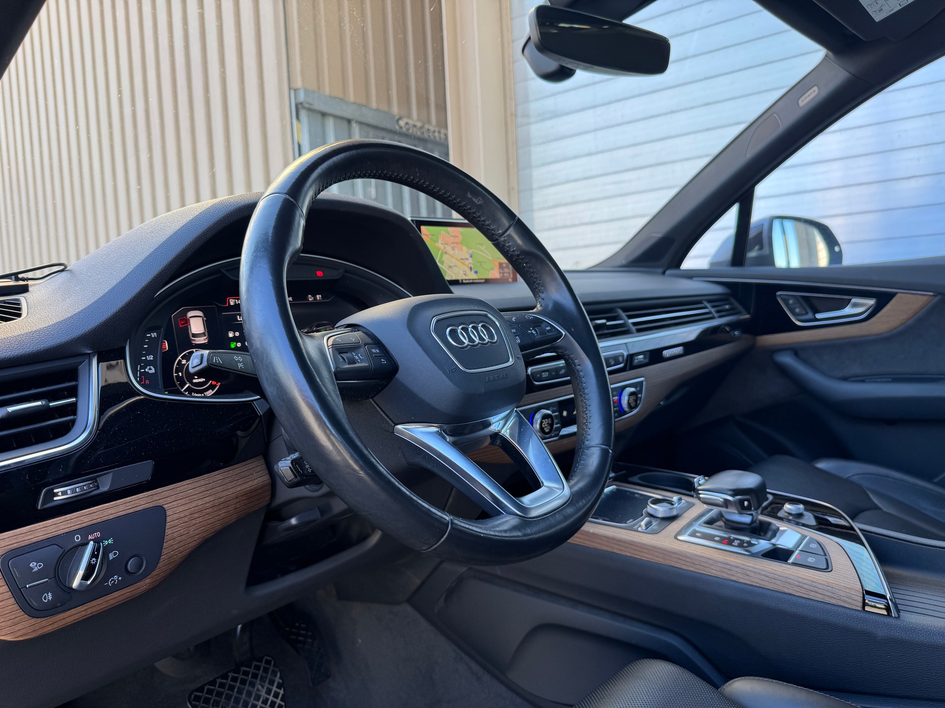 AUDI Q7 e-tron 3.0 TDI quattro tiptronic-image-16