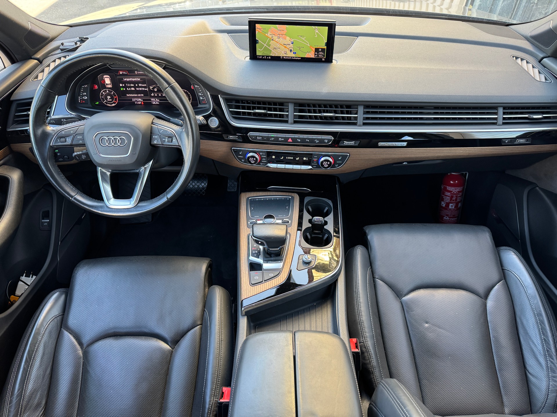 AUDI Q7 e-tron 3.0 TDI quattro tiptronic-image-14