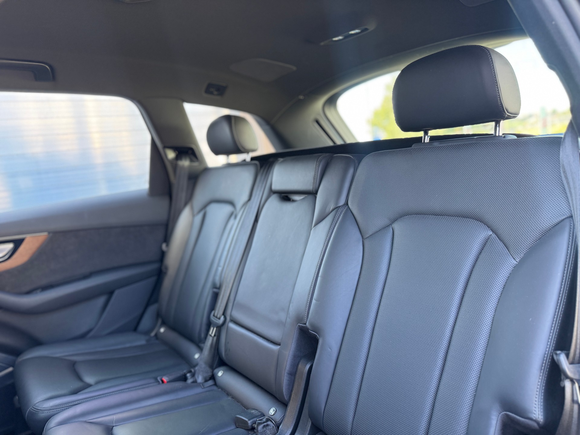 AUDI Q7 e-tron 3.0 TDI quattro tiptronic-image-7
