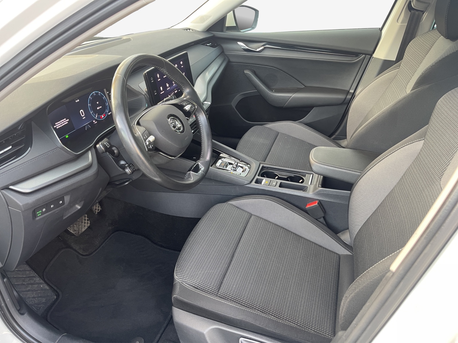 SKODA Octavia Combi 2.0 TDI DSG Ambition 4x4-image-7