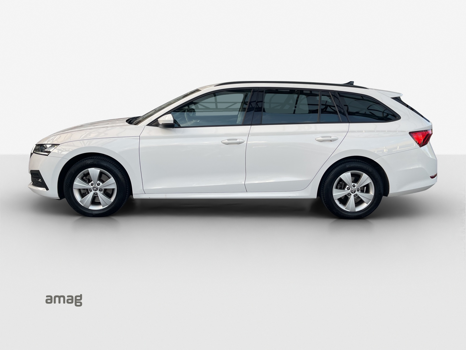 SKODA Octavia Combi 2.0 TDI DSG Ambition 4x4-image-1