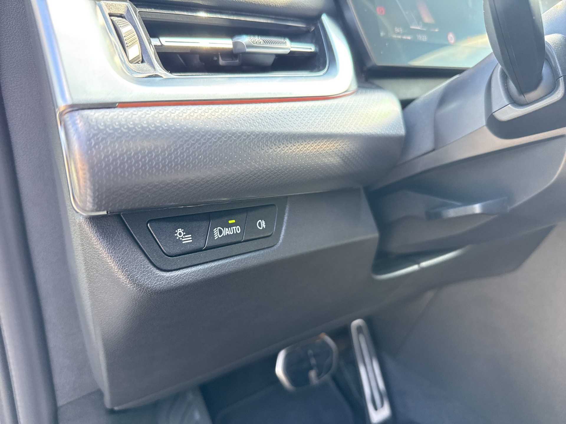 BMW X1 xDrive 23i 48V M Sport-image-19