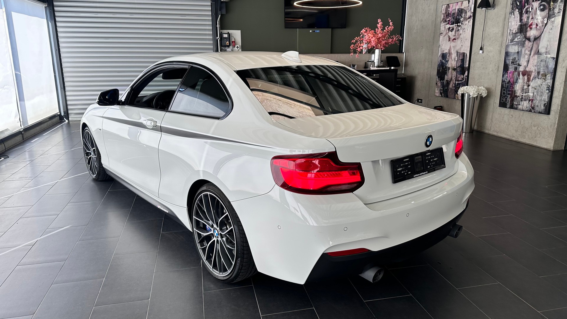 BMW M240i xDrive Coupé-image-10
