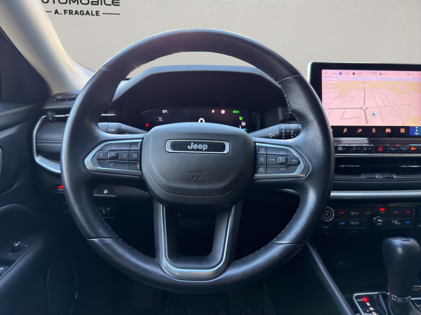 JEEP Compass 1.3 Limited 4xe-image-10
