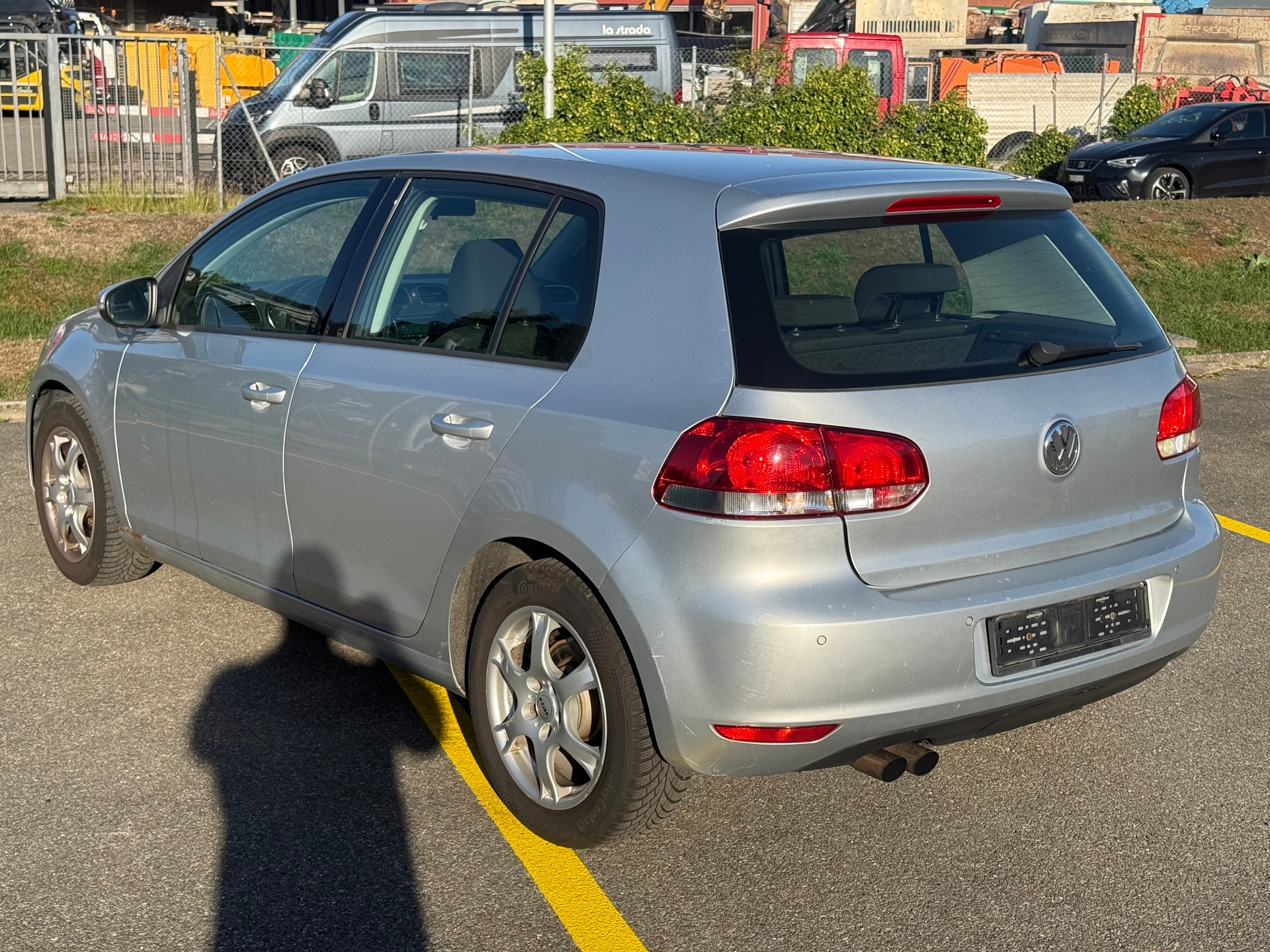 VW Golf 2.0 TDI Highline 4Motion-image-4