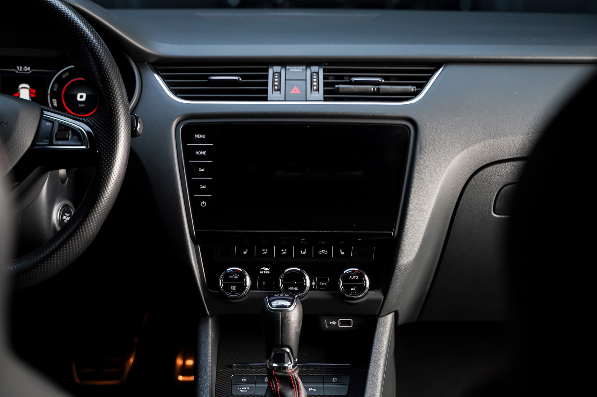 SKODA Octavia Combi 2.0 TDI RS 4x4 DSG-image-21