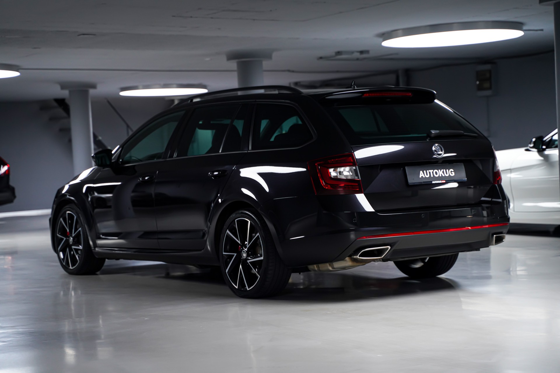 SKODA Octavia Combi 2.0 TDI RS 4x4 DSG-image-6