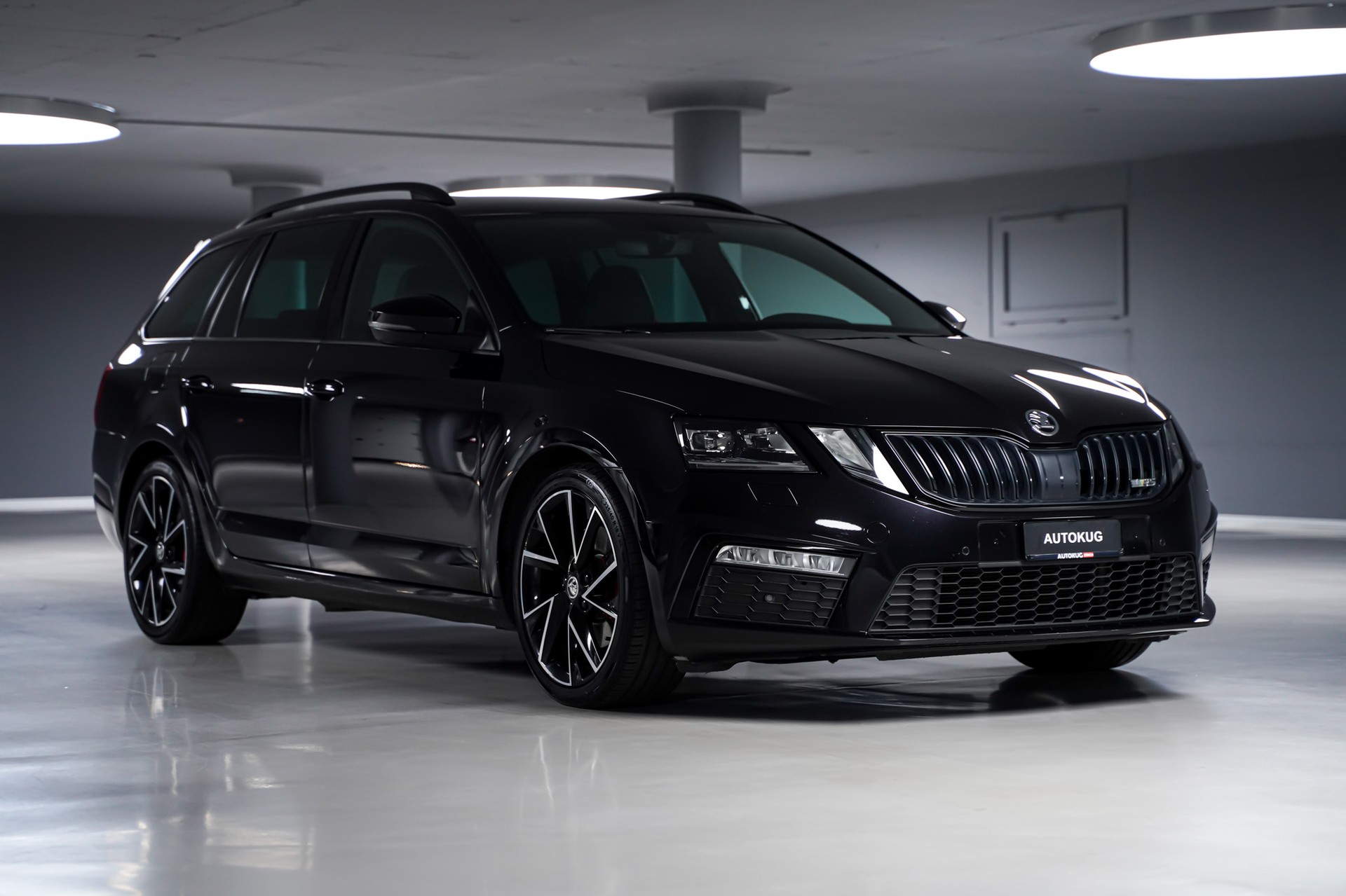 SKODA Octavia Combi 2.0 TDI RS 4x4 DSG-image-2