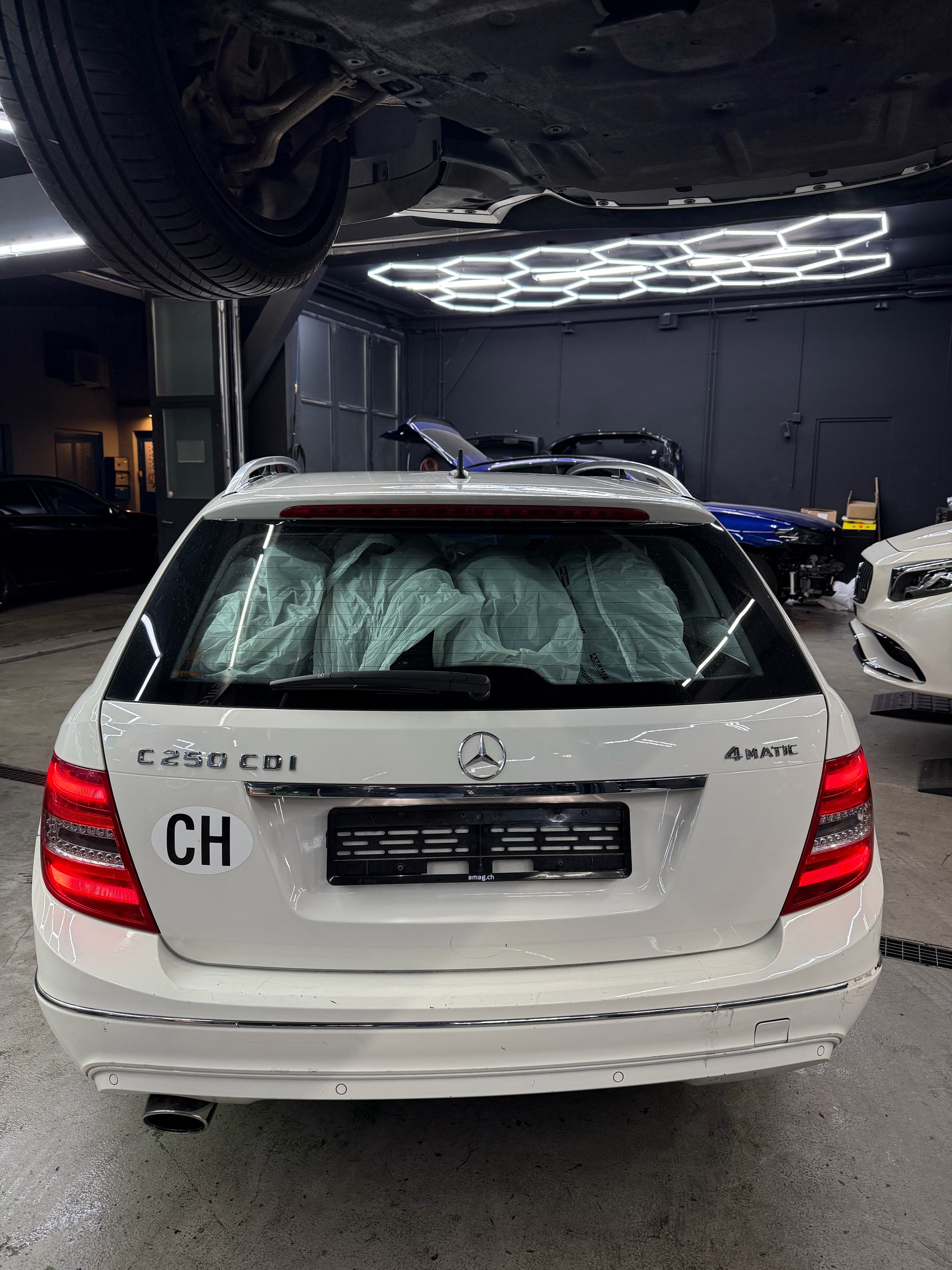 MERCEDES-BENZ C 250 CDI Avantgarde 4Matic 7G-Tronic-image-4