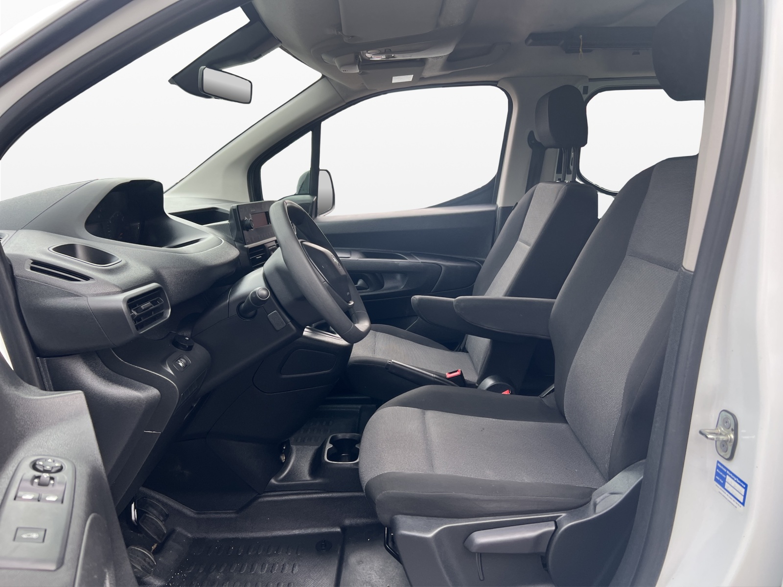 PEUGEOT Partner 1.5 Blue HDi s/s Pro Vertiefte Kabine-image-8
