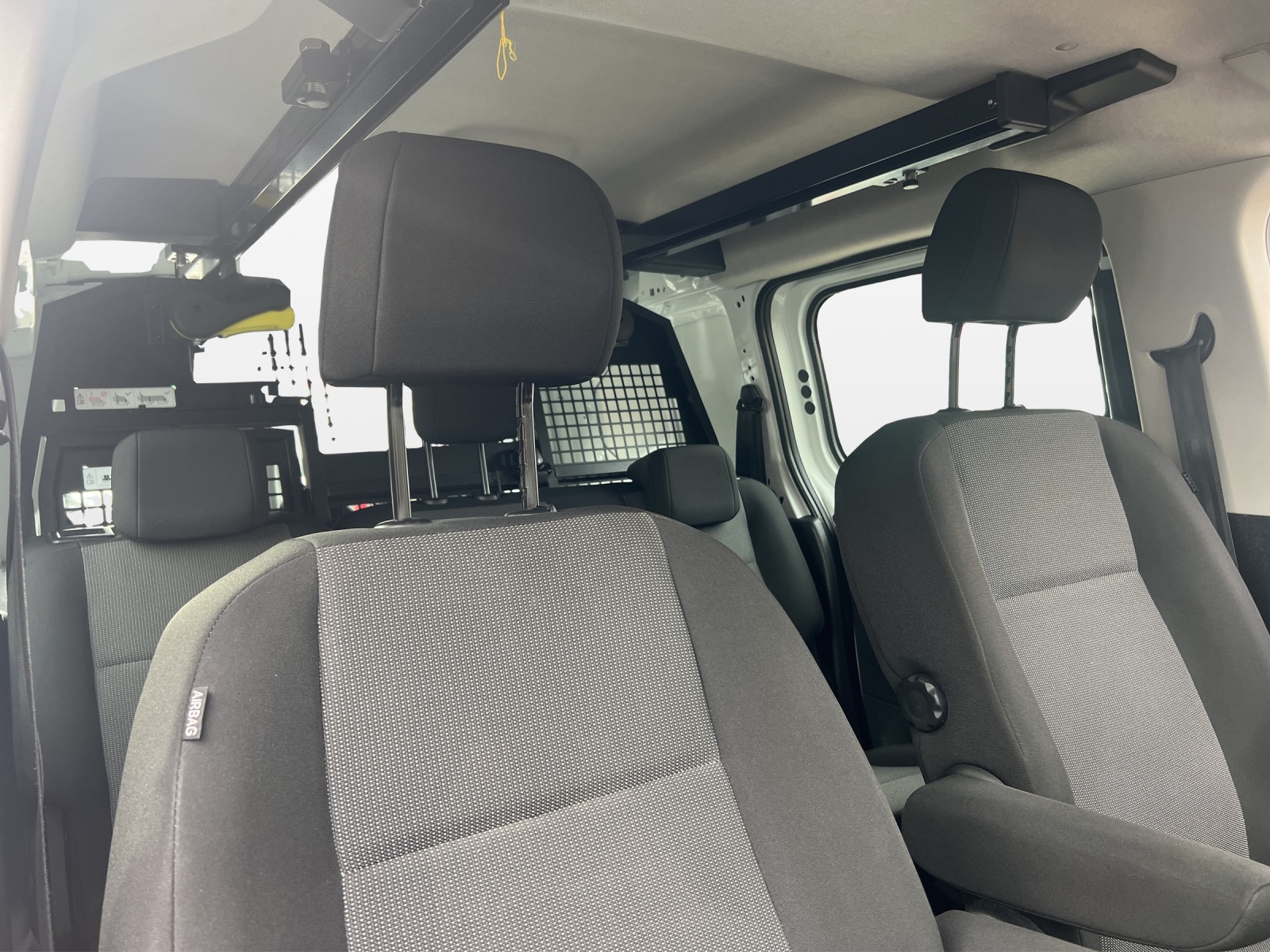 PEUGEOT Partner 1.5 Blue HDi s/s Pro Vertiefte Kabine-image-15