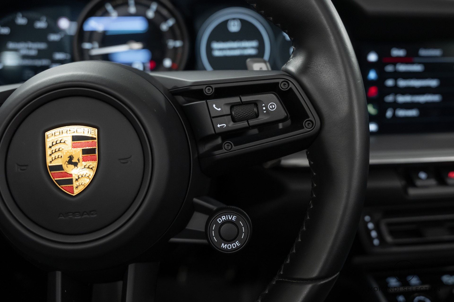 PORSCHE 911 Cabriolet 3.0 Carrera 4S PDK-image-25