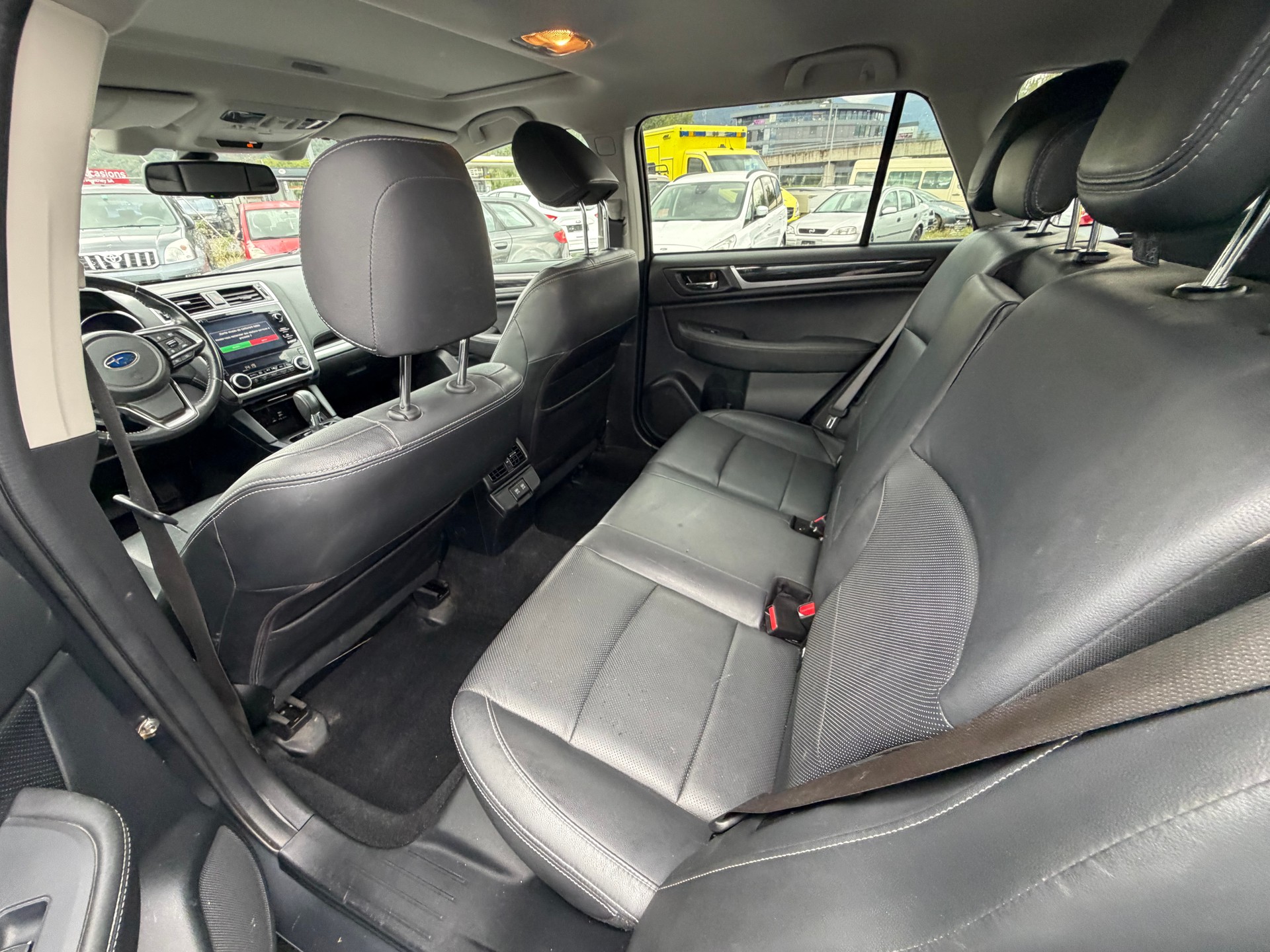 SUBARU Outback 2.5i Swiss AWD Lineartronic-image-7