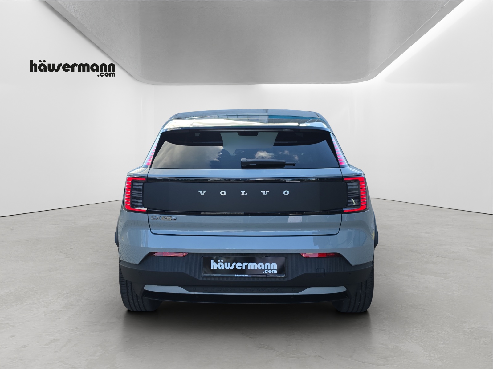 VOLVO EX30 CC P8 Ultra AWD-image-4