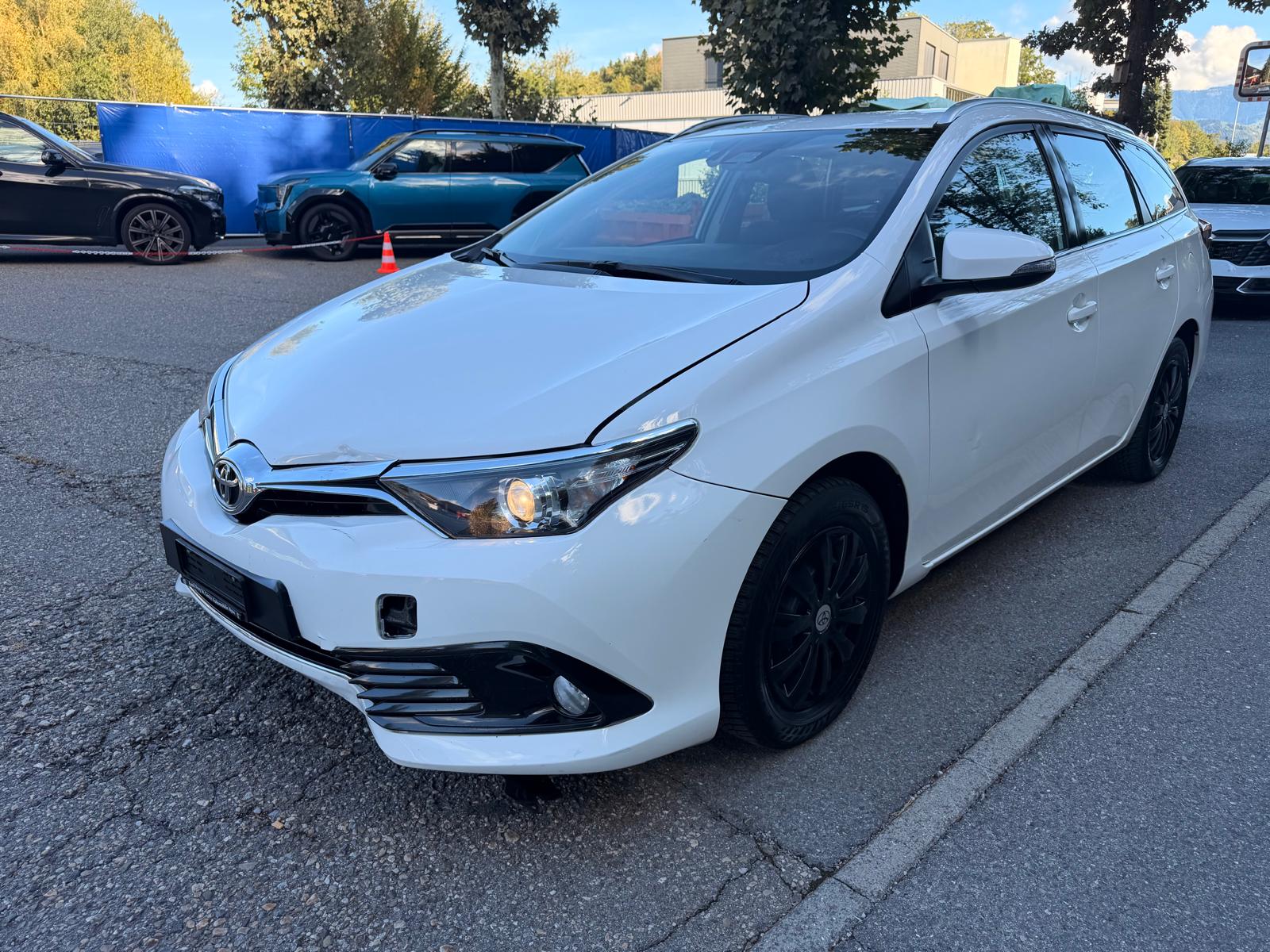 TOYOTA Auris Touring Sports 1.2 Turbo Comfort-image-5