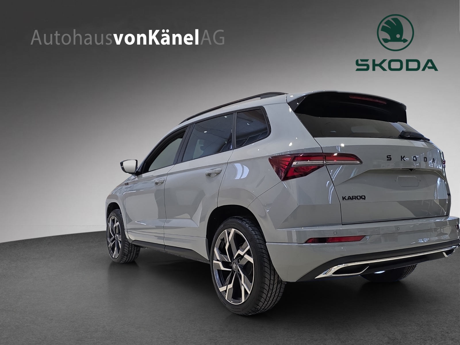 SKODA Karoq 2.0 TSI SportLine 4x4 DSG-image-2