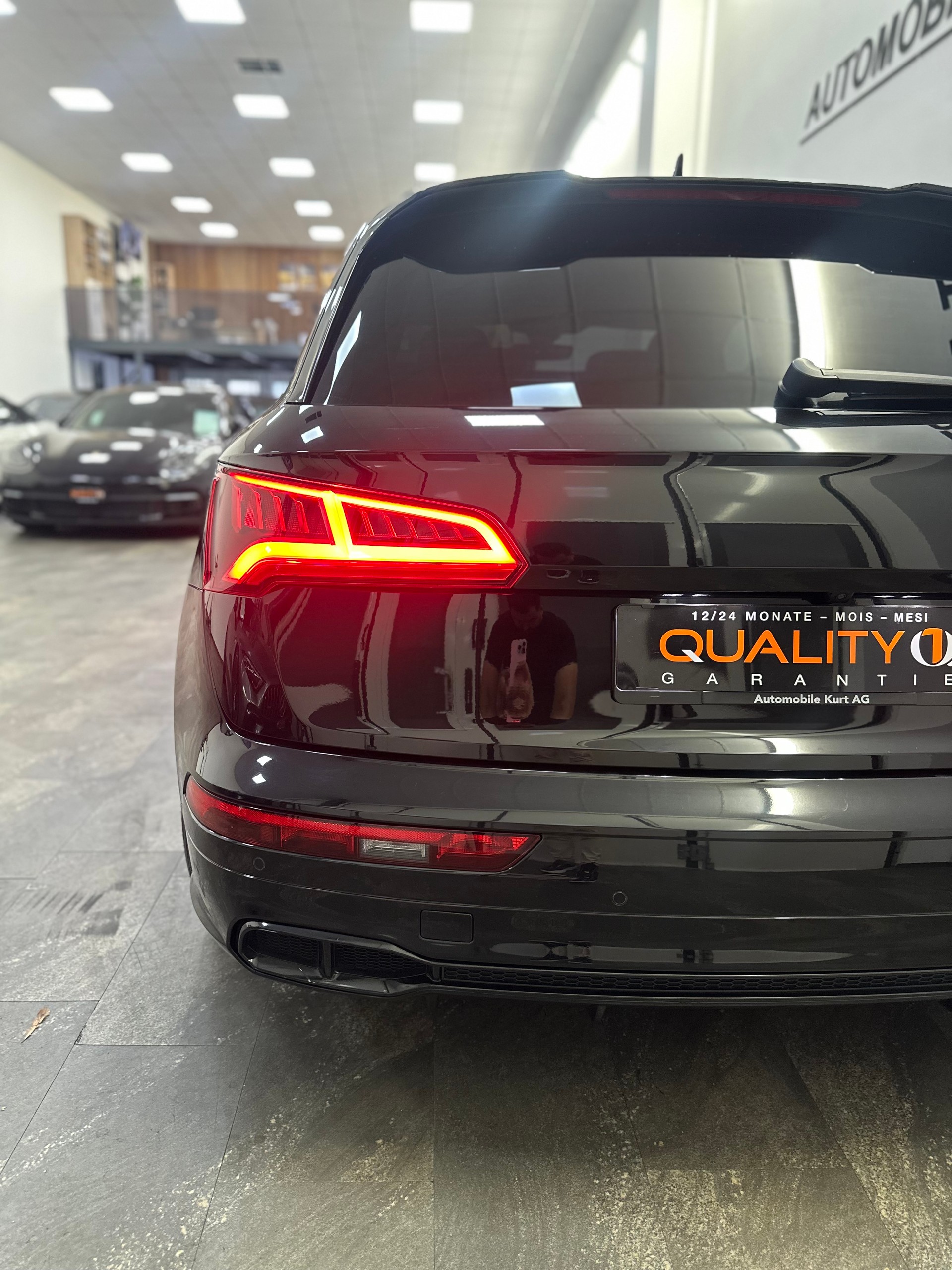 AUDI SQ5 3.0 TFSI quattro S-tronic-image-5