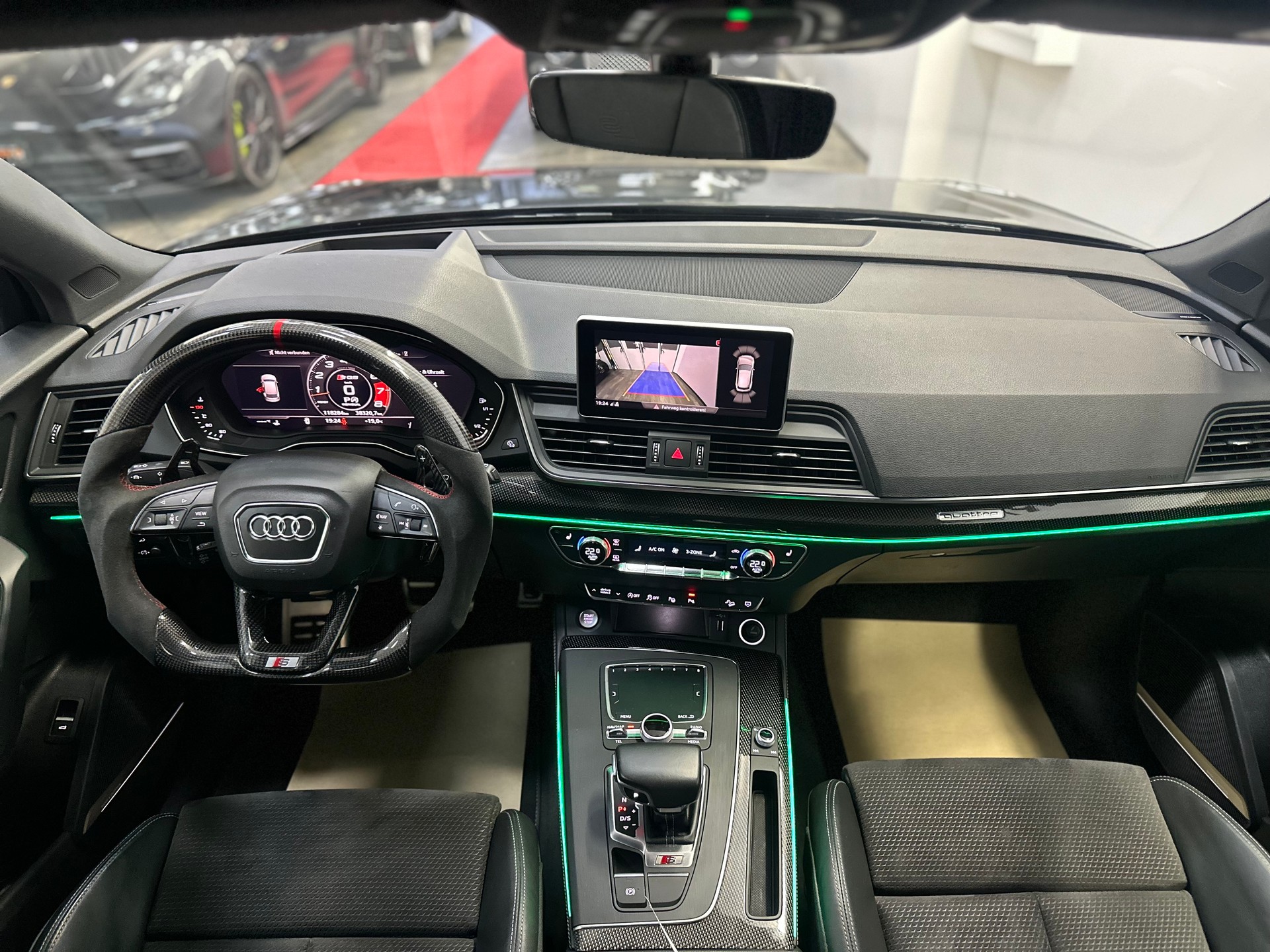 AUDI SQ5 3.0 TFSI quattro S-tronic-image-12