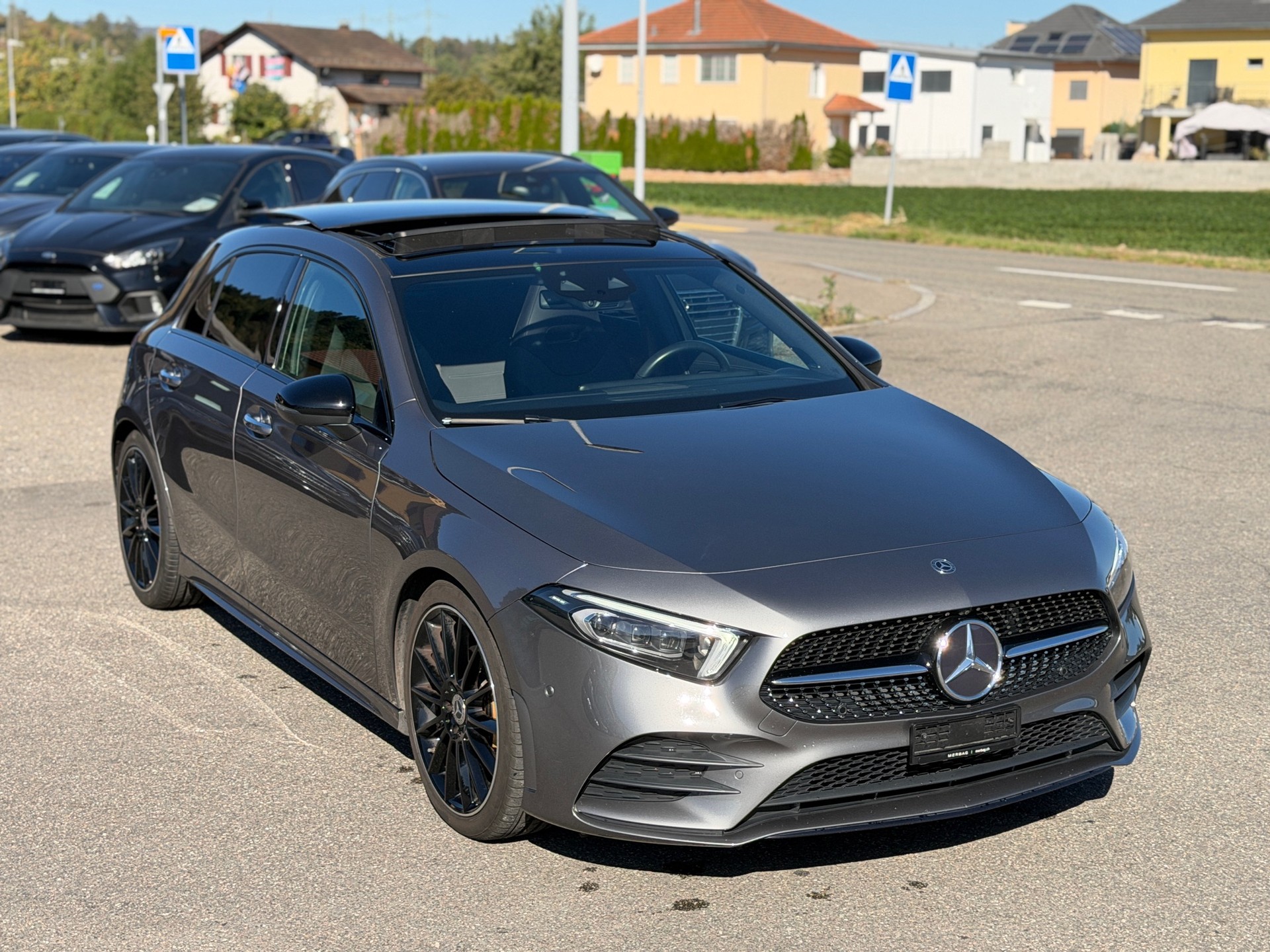 MERCEDES-BENZ A 200 AMG Line 7G-DCT-image-13