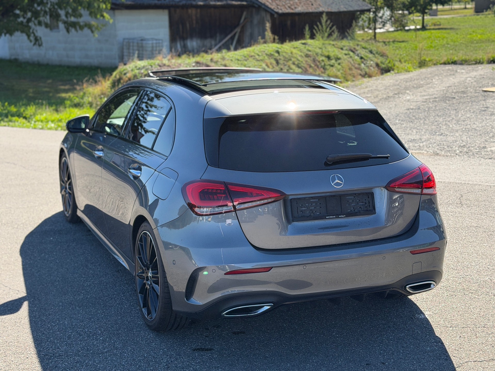 MERCEDES-BENZ A 200 AMG Line 7G-DCT-image-15