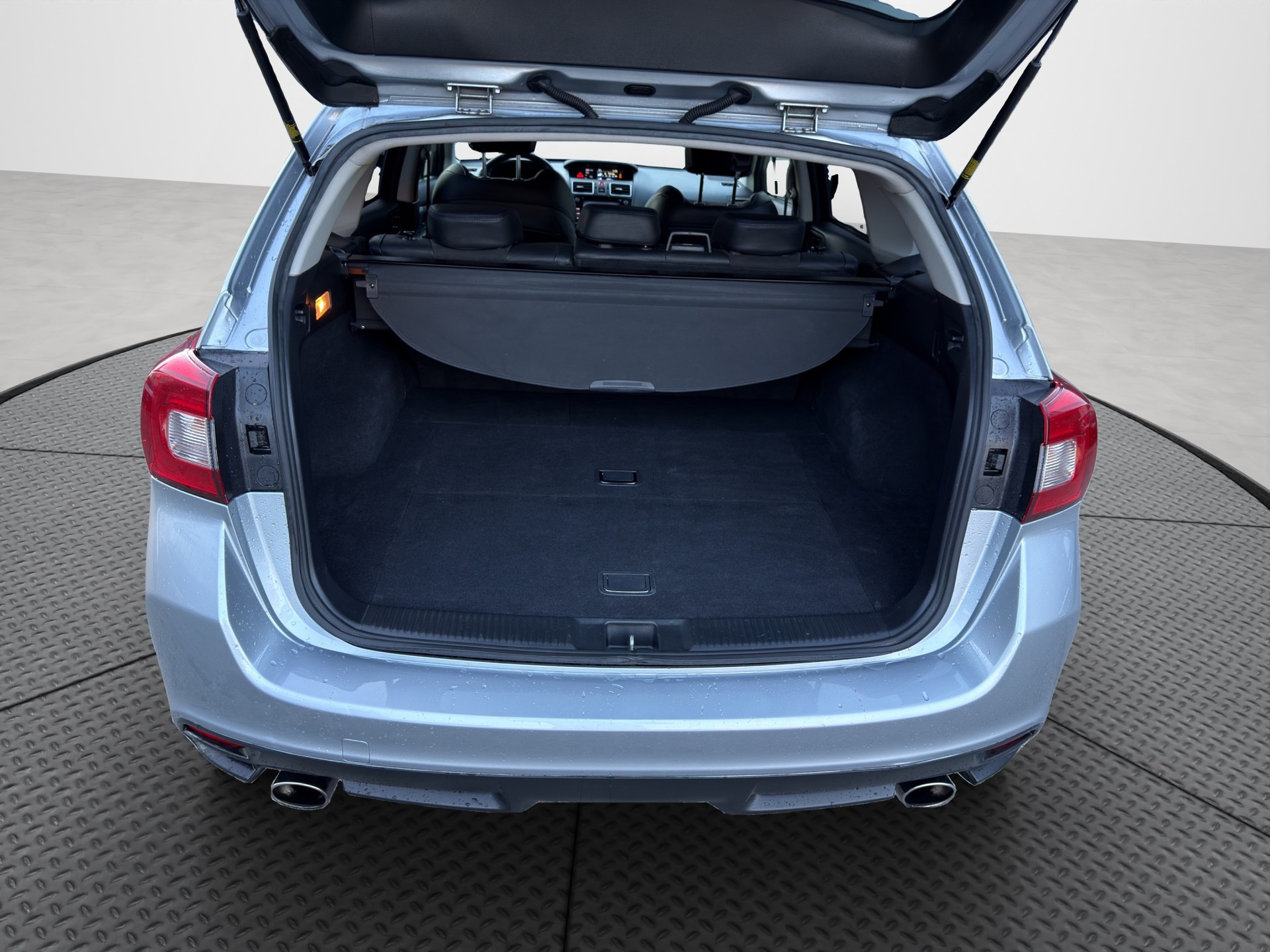 SUBARU Levorg 1.6DIT Swiss S AWD Lineartronic-image-14