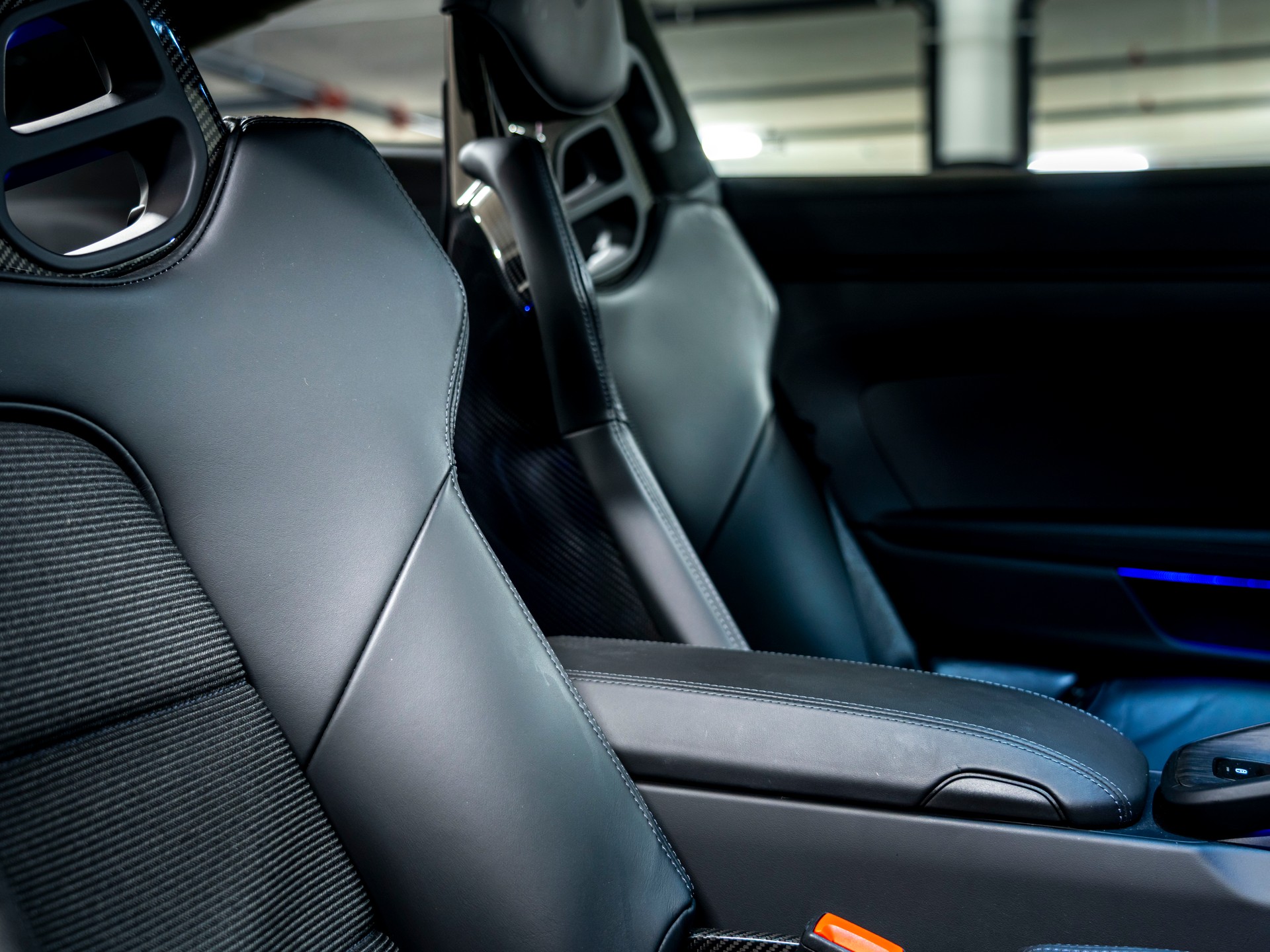 PORSCHE 911 GT3 Touring-image-22