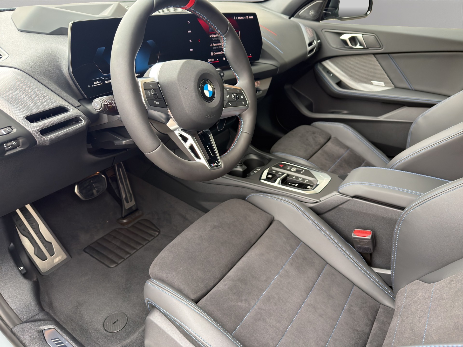 BMW M135 xDrive M Sport Pro-image-9