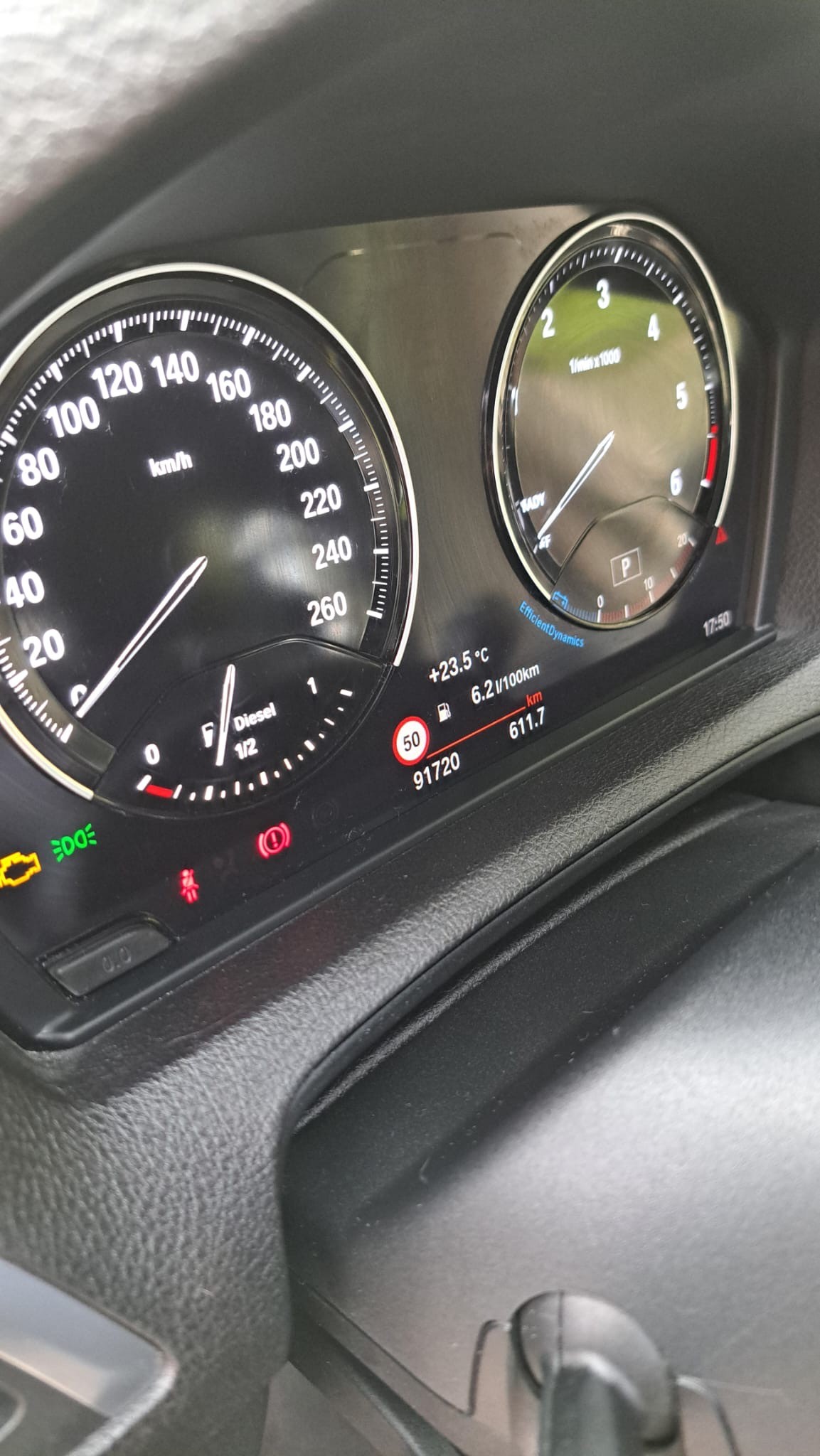 BMW 120d xDrive Edition M Sport Steptronic-image-2