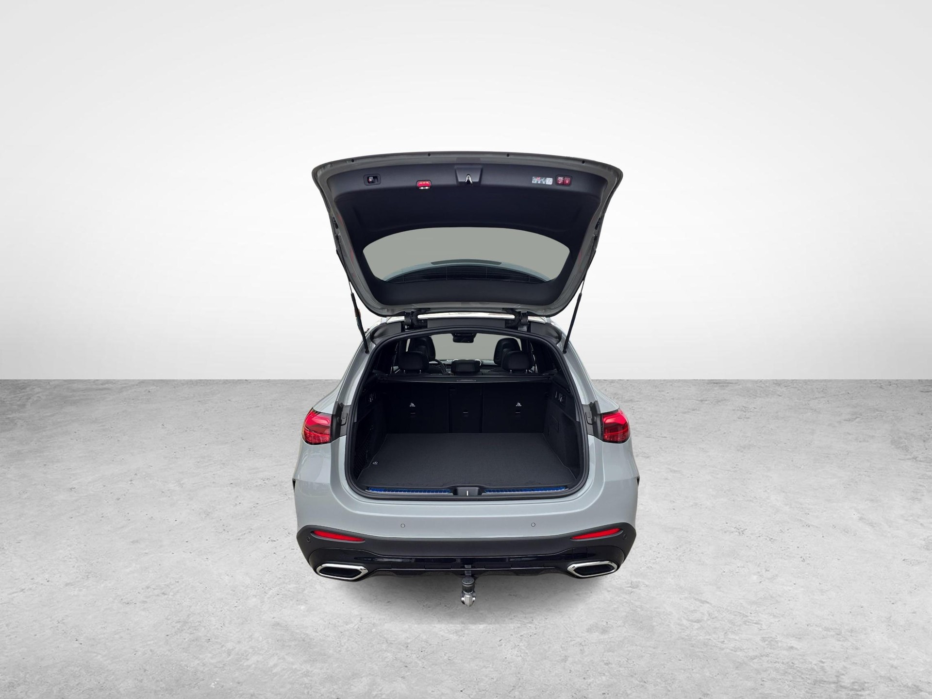 MERCEDES-BENZ GLC 300 4MATIC AMG Line-image-11