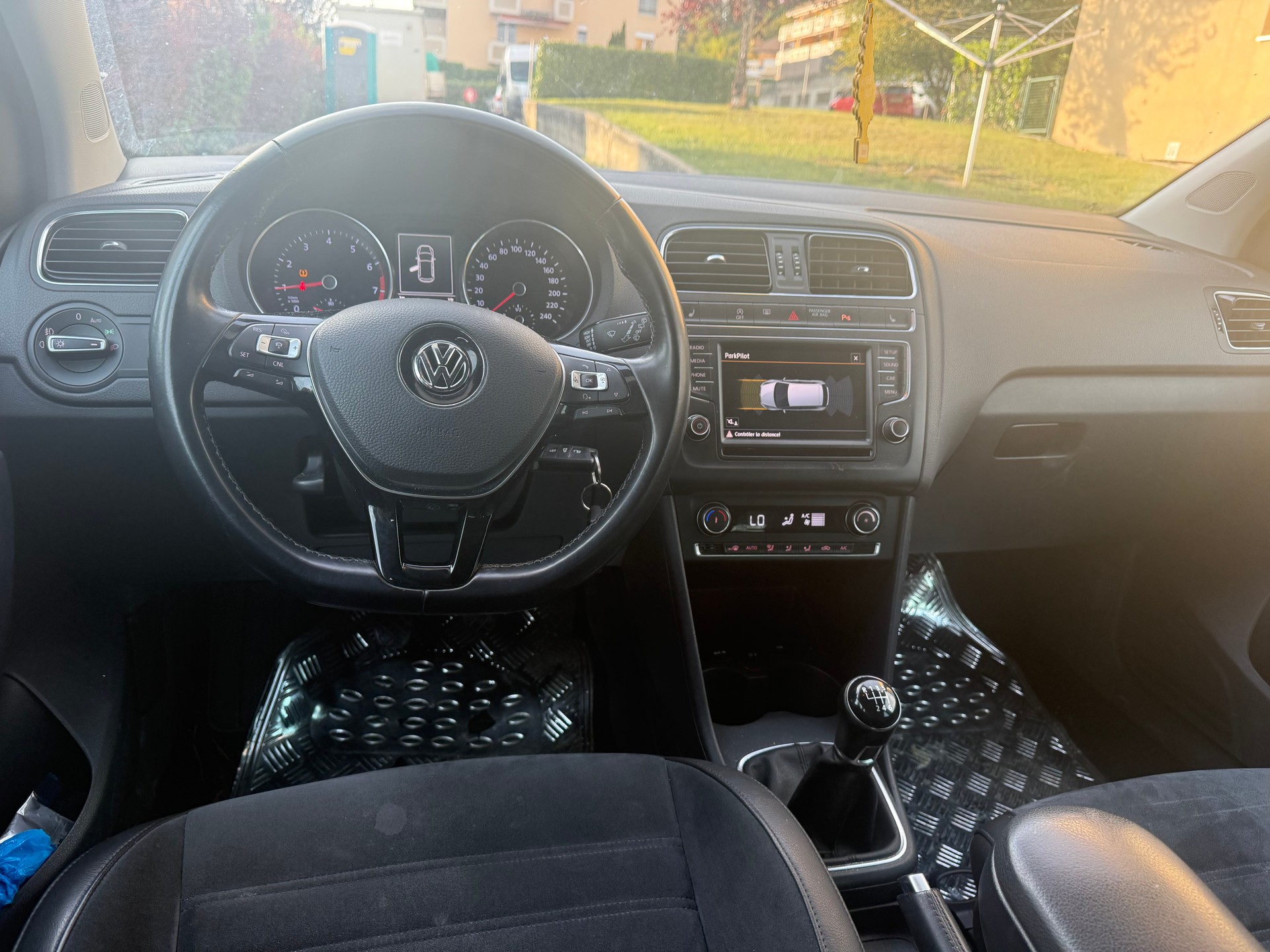 VW Polo 1.0 TSI BMT Highline-image-10