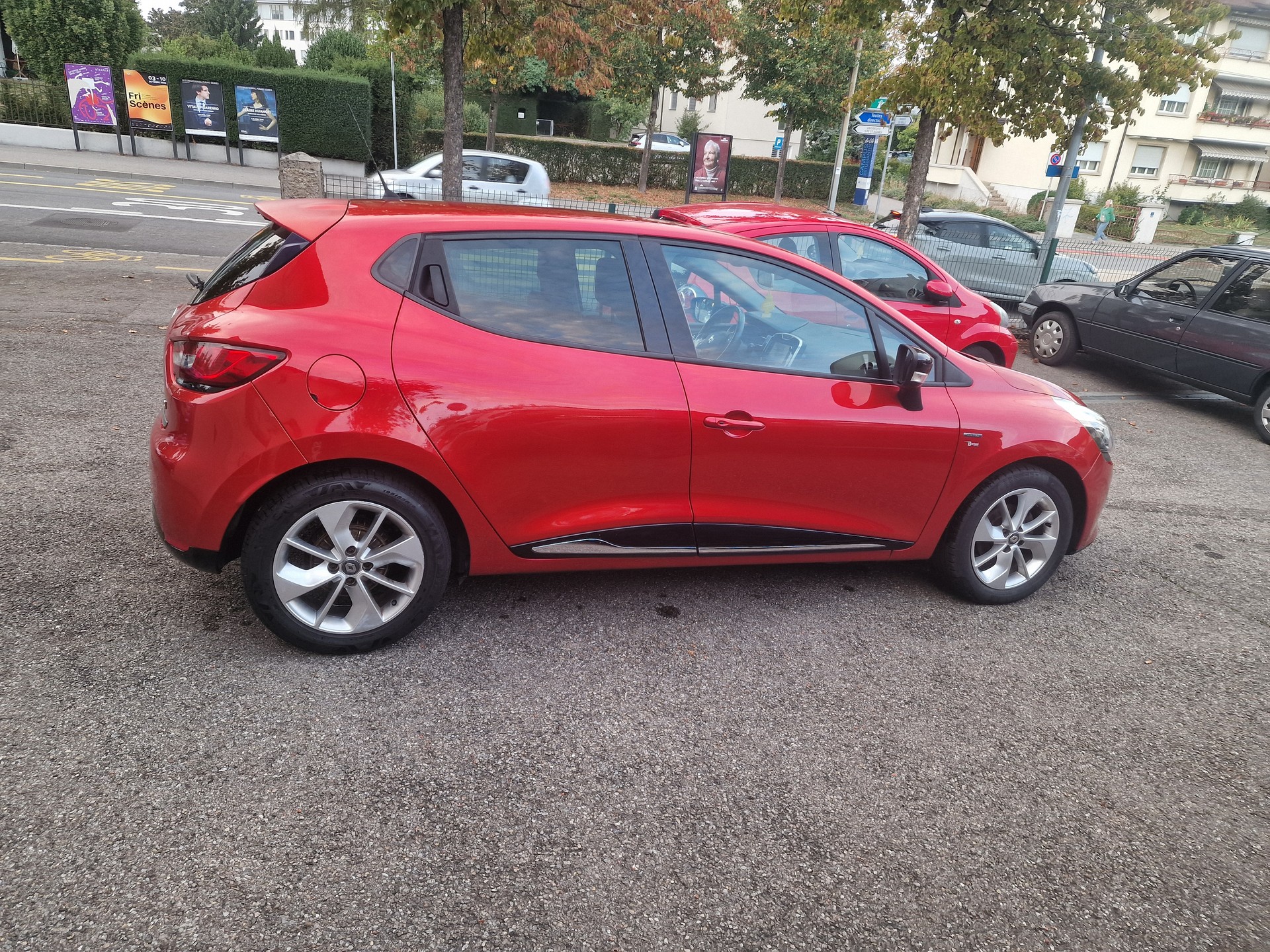 RENAULT Clio 1.5 dCi Limited EDC-image-6