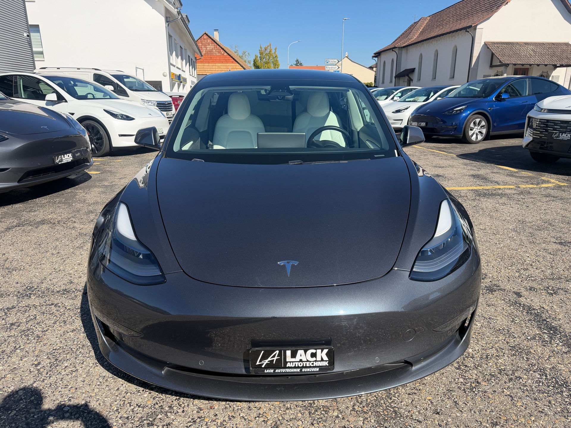 TESLA Model 3 Long Range Dual Motor AWD-image-4
